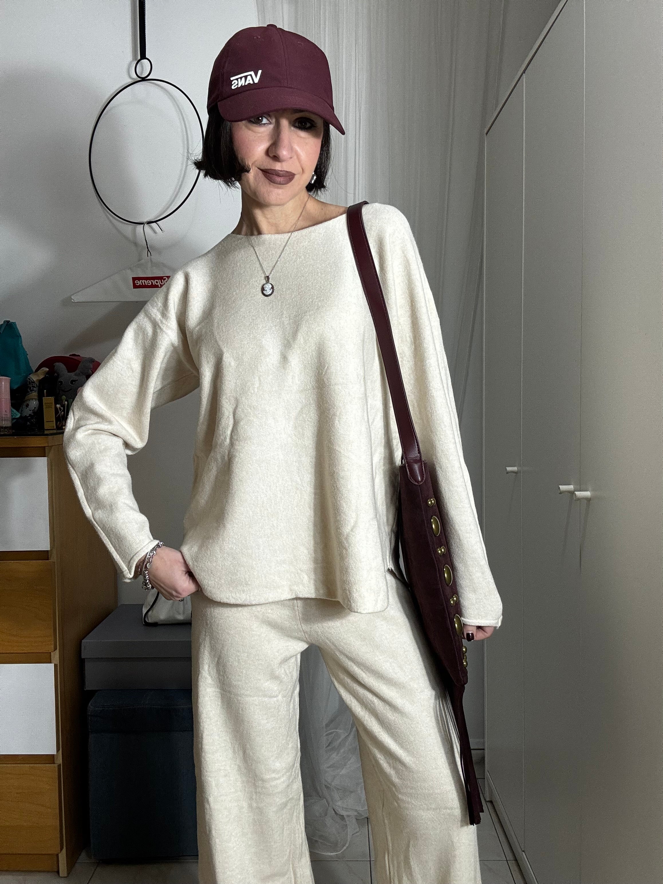 Coordinato in Maglia Donna Elasticizzato – Maglia Girocollo e Pantalone