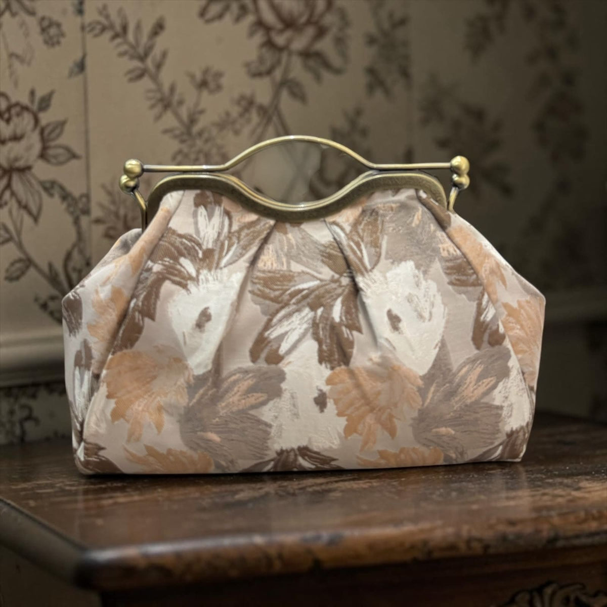 Borsa Clutch "Belle Époque Bag" in Tessuto Jacquard con Tracolla