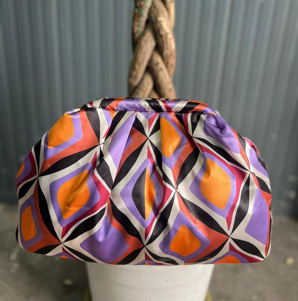 Borsa Clutch Donna in Tessuto Rasato con Tracolla a Catena