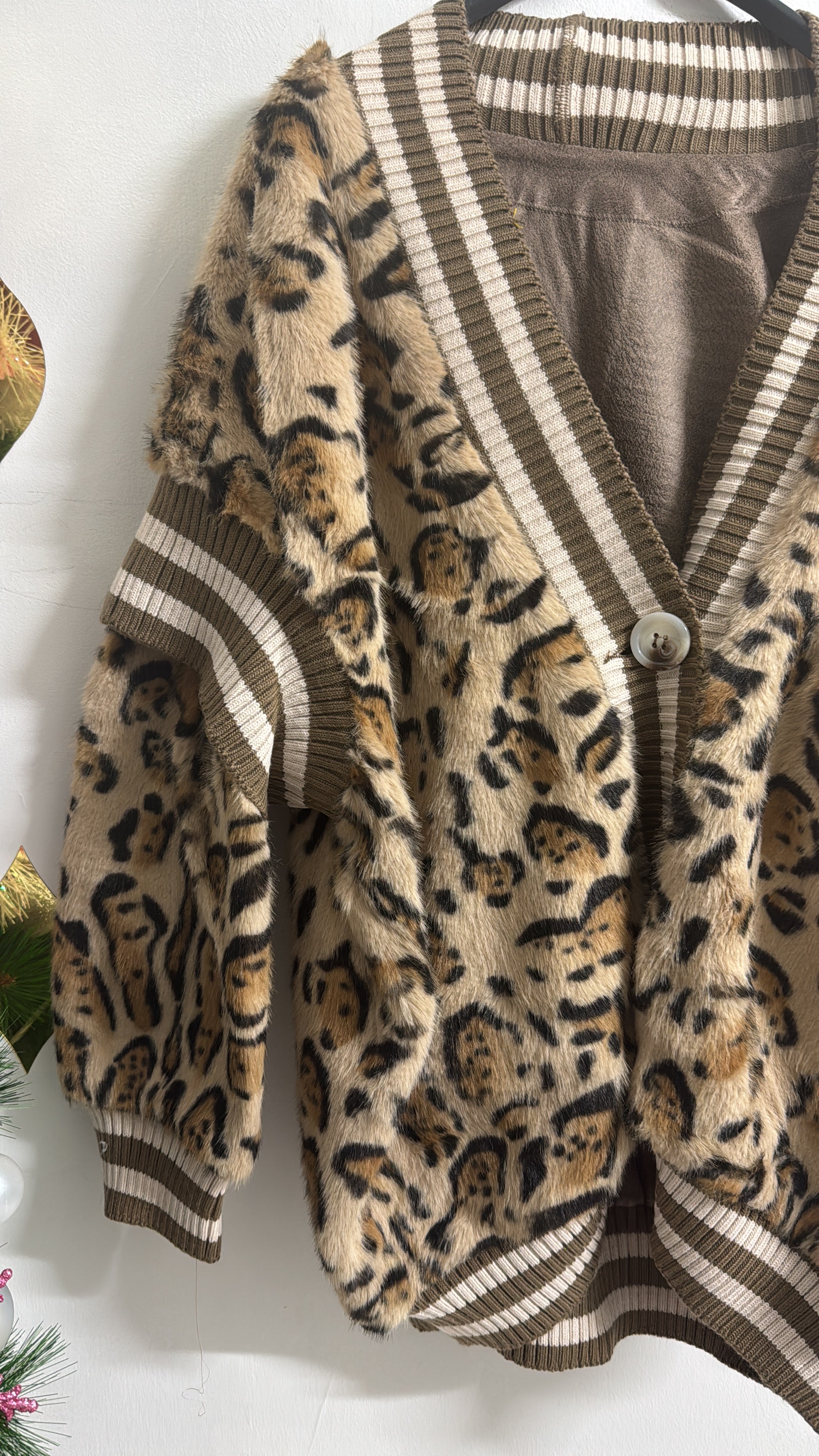 Giubbino Bomber in Eco Fur Oversize – Modello College, Taglia Unica (fino alla 50)