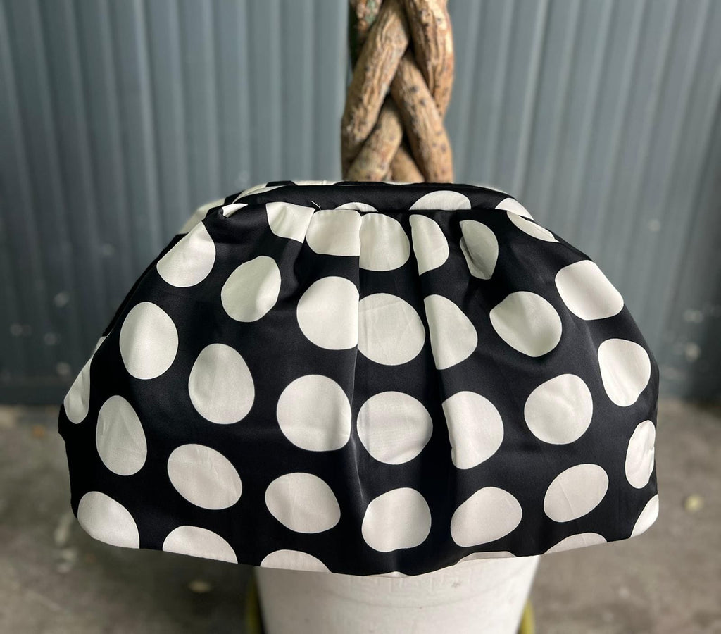 Borsa Clutch Donna in Tessuto Rasato con Tracolla a Catena