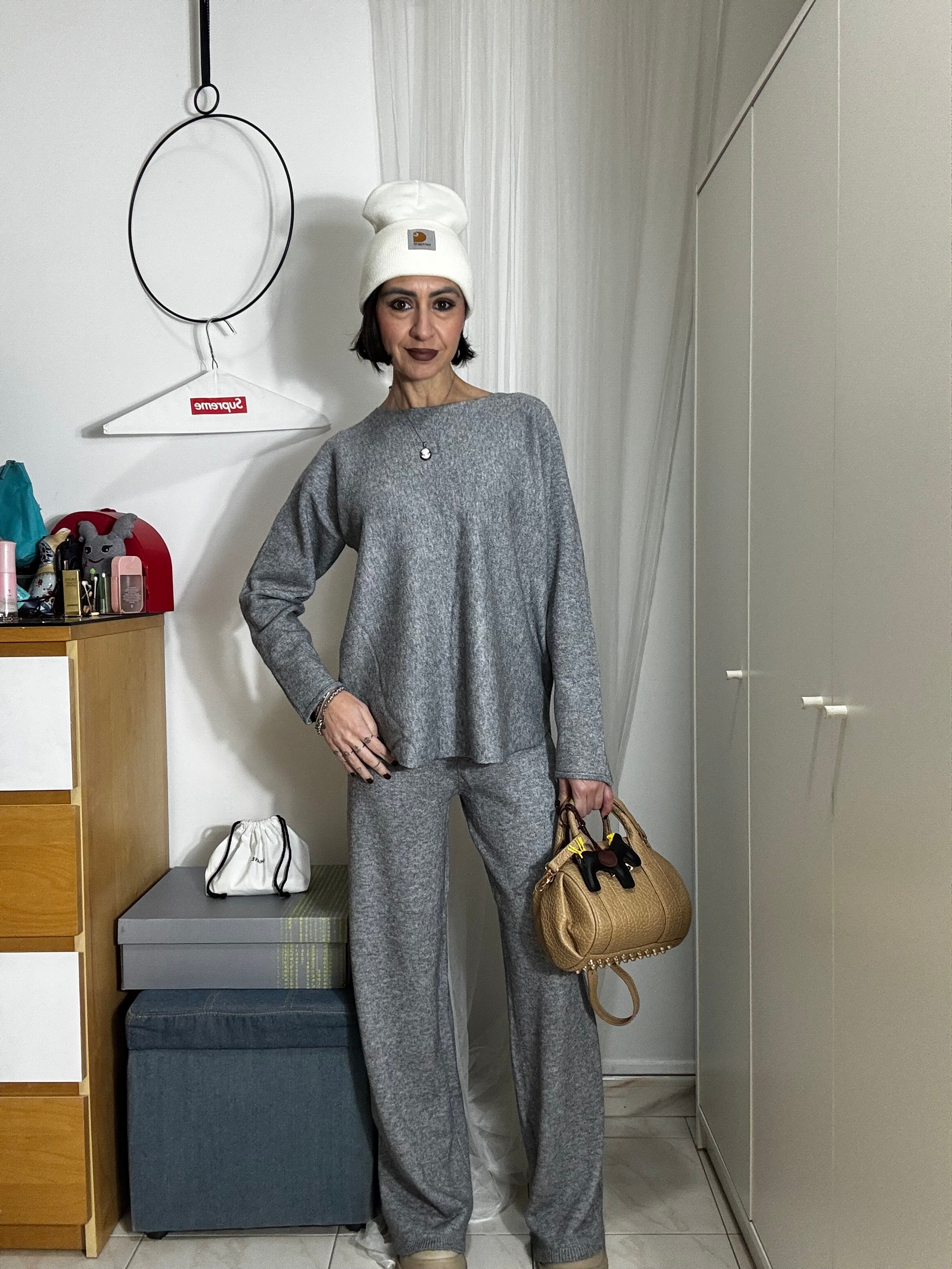 Coordinato in Maglia Donna Elasticizzato – Maglia Girocollo e Pantalone