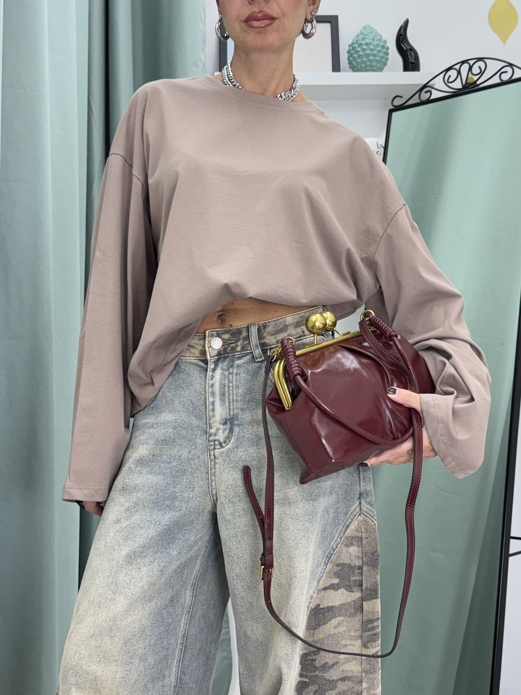 Maglia Crop Long Sleeve in Cotone 100% Beige con Maniche Ampie Just West