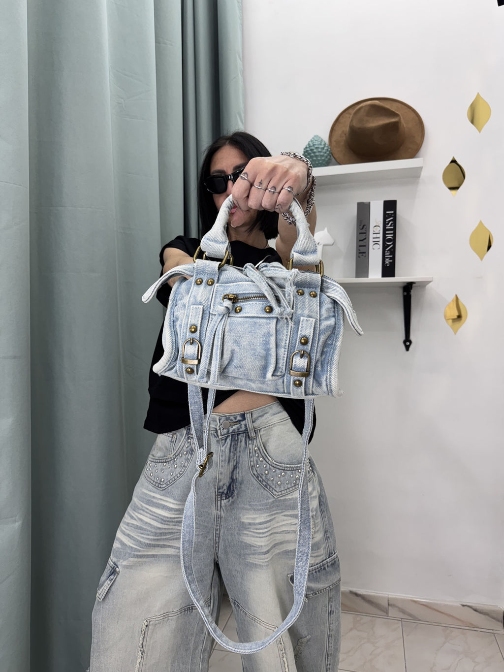 Borsetta in Denim "Urban Studs" – Doppio Manico e Tracolla
