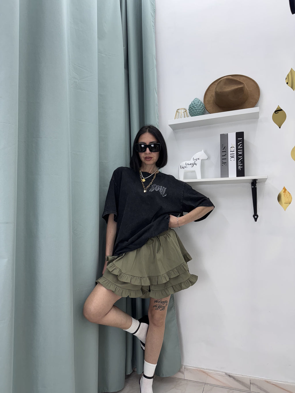 Gonna Pantalone Monkiss con Volant – Comodità e Stile Urban