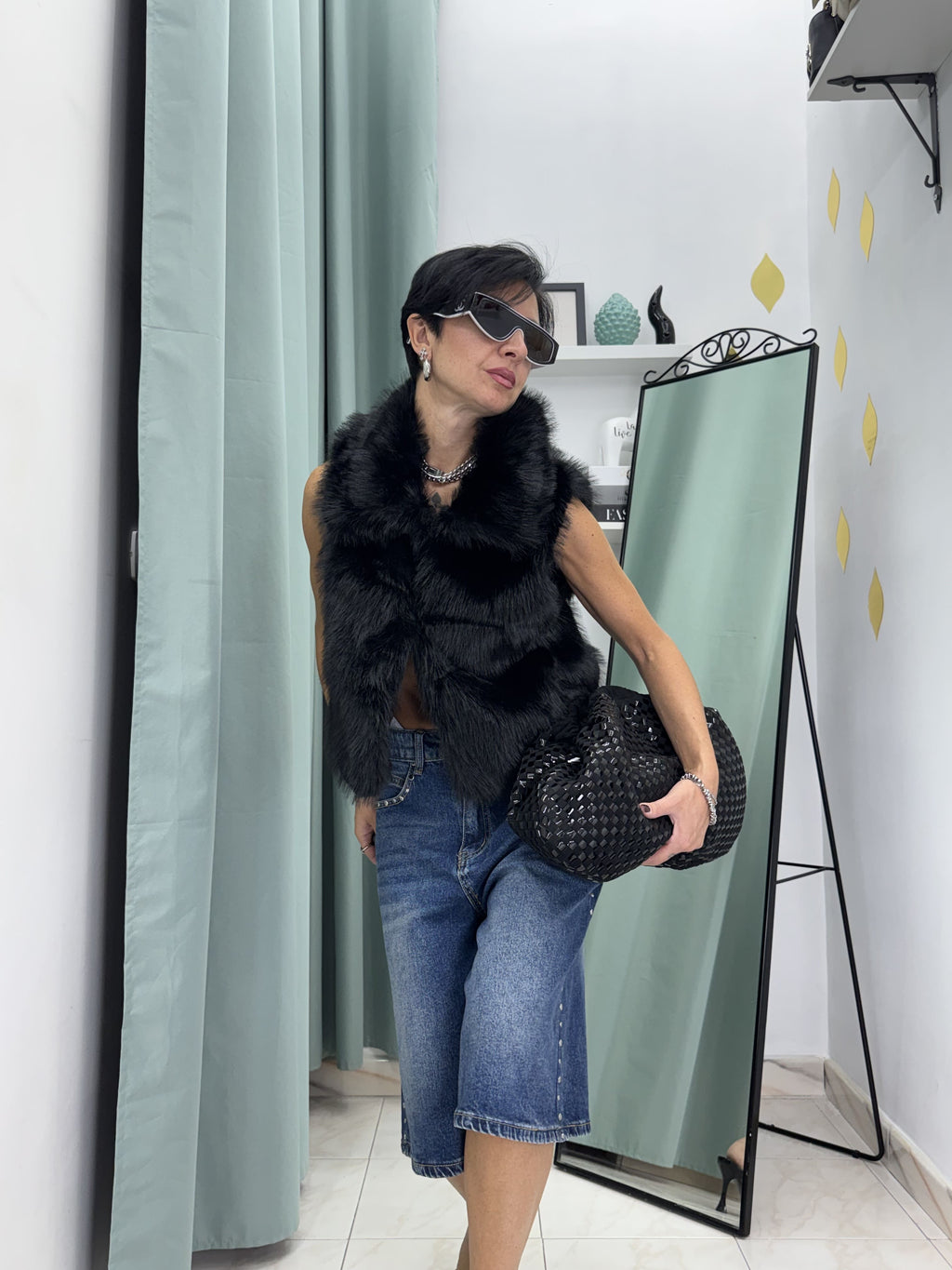 Smanicato Donna in Ecofur Modello Cop – Leggero e Foderato