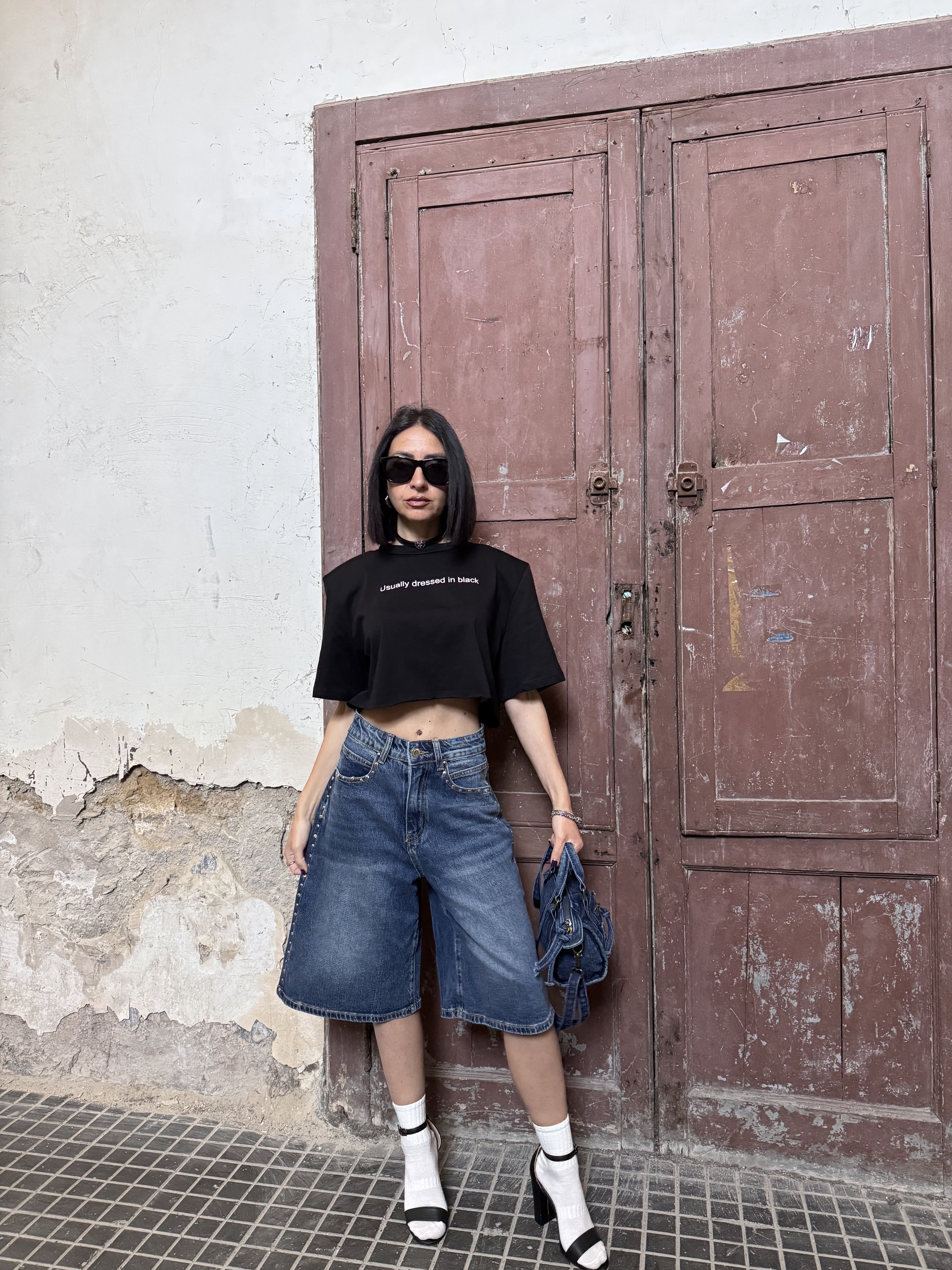 Bermuda Denim Wide Leg con Borchie – Il Must-Have Streetstyle (guida alle taglie nei dettagli)