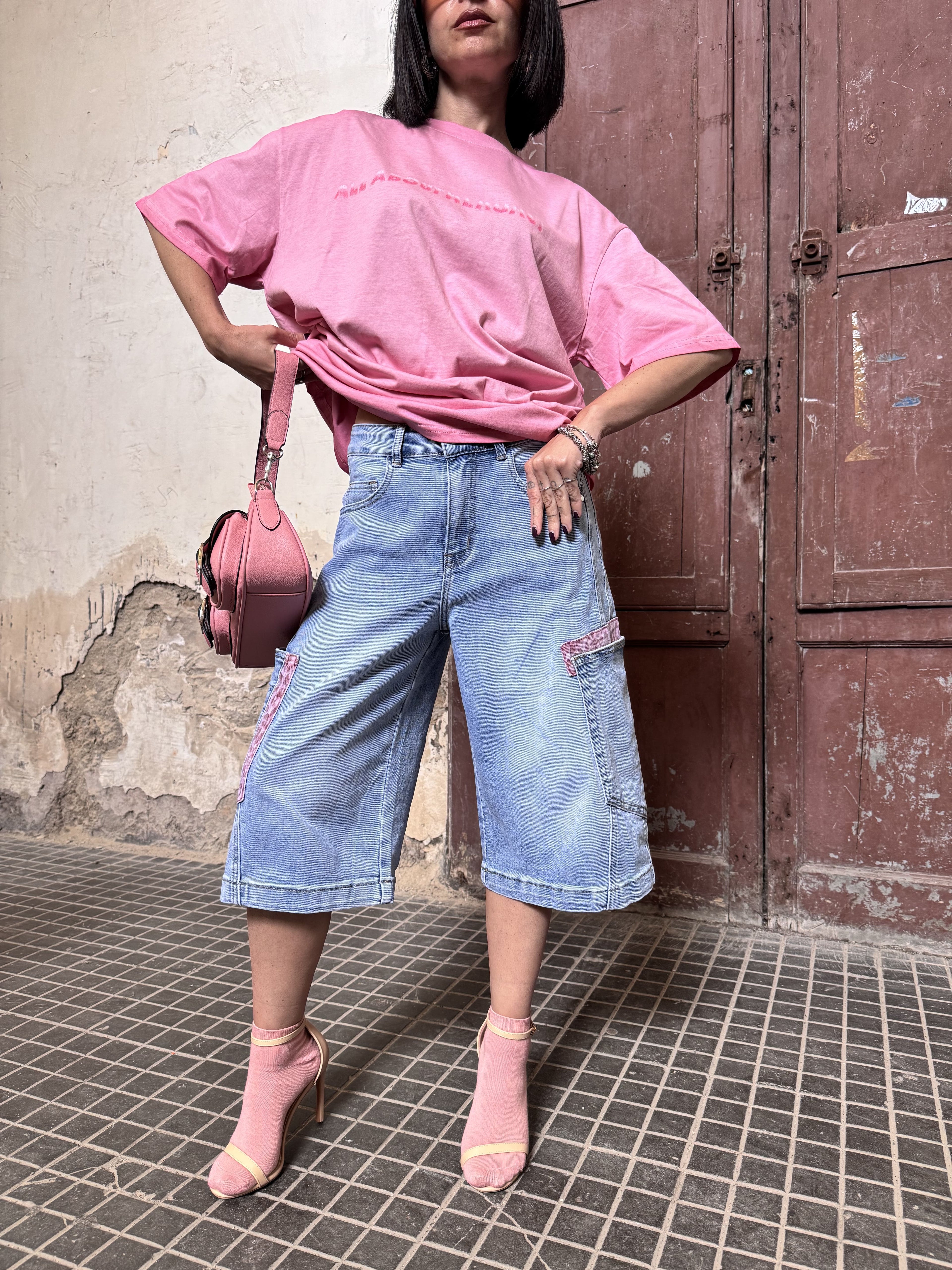 Jorts Denim "Pink Leopard" – Lo Streetstyle che ruggisce (guida alle taglie nei dettagli)