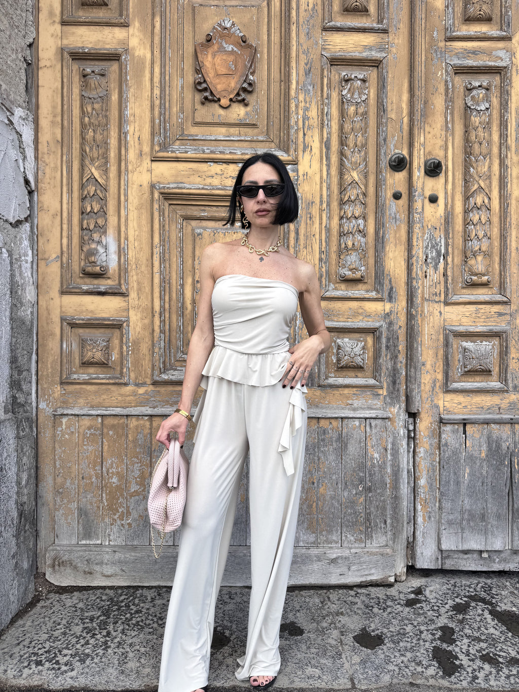 Tuta Jumpsuit Fascia Elasticizzata con Pantalone Palazzo Morbido: Eleganza Comoda per Tutte le Occasioni
