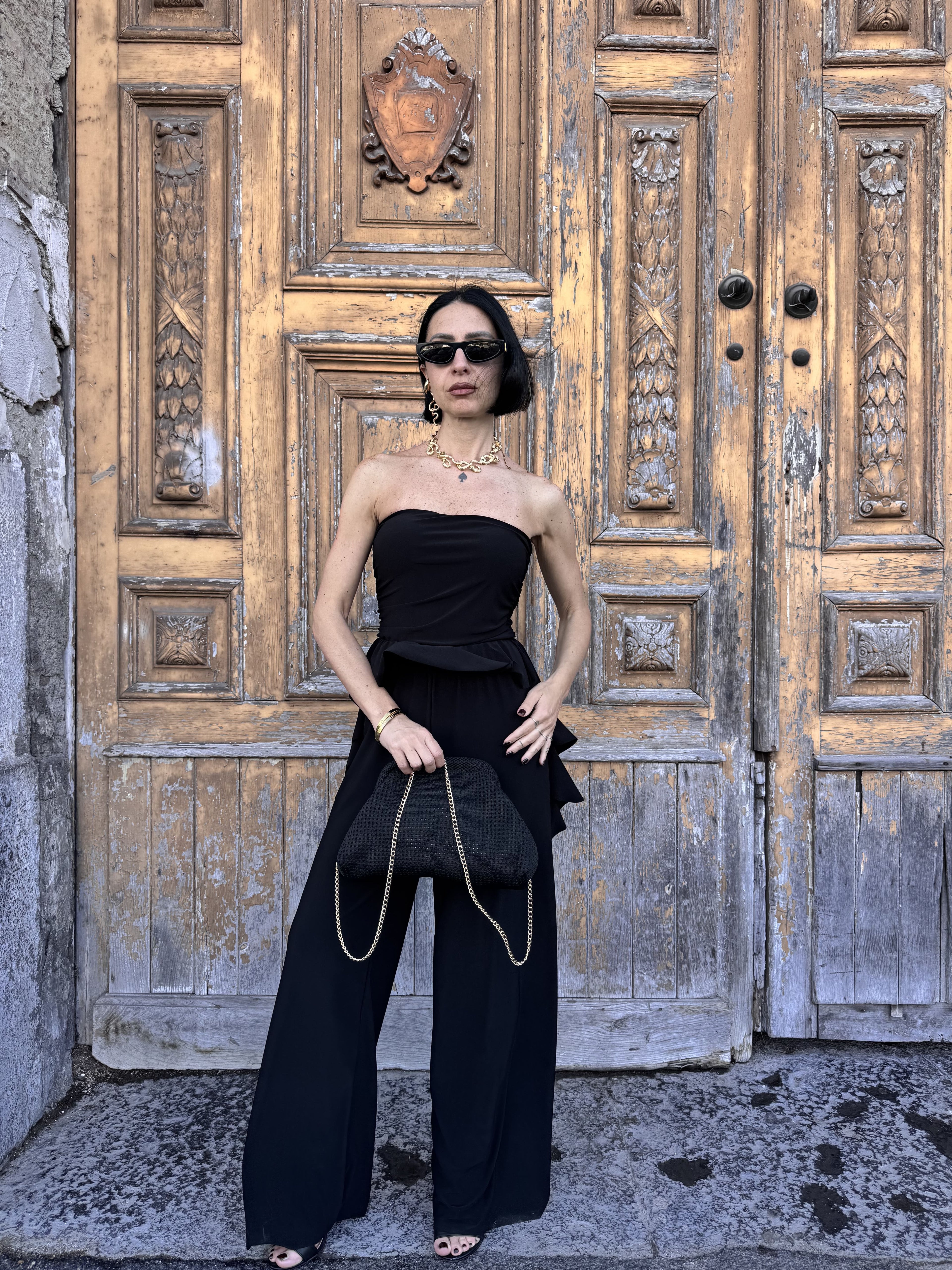 Tuta Jumpsuit Fascia Elasticizzata con Pantalone Palazzo Morbido: Eleganza Comoda per Tutte le Occasioni