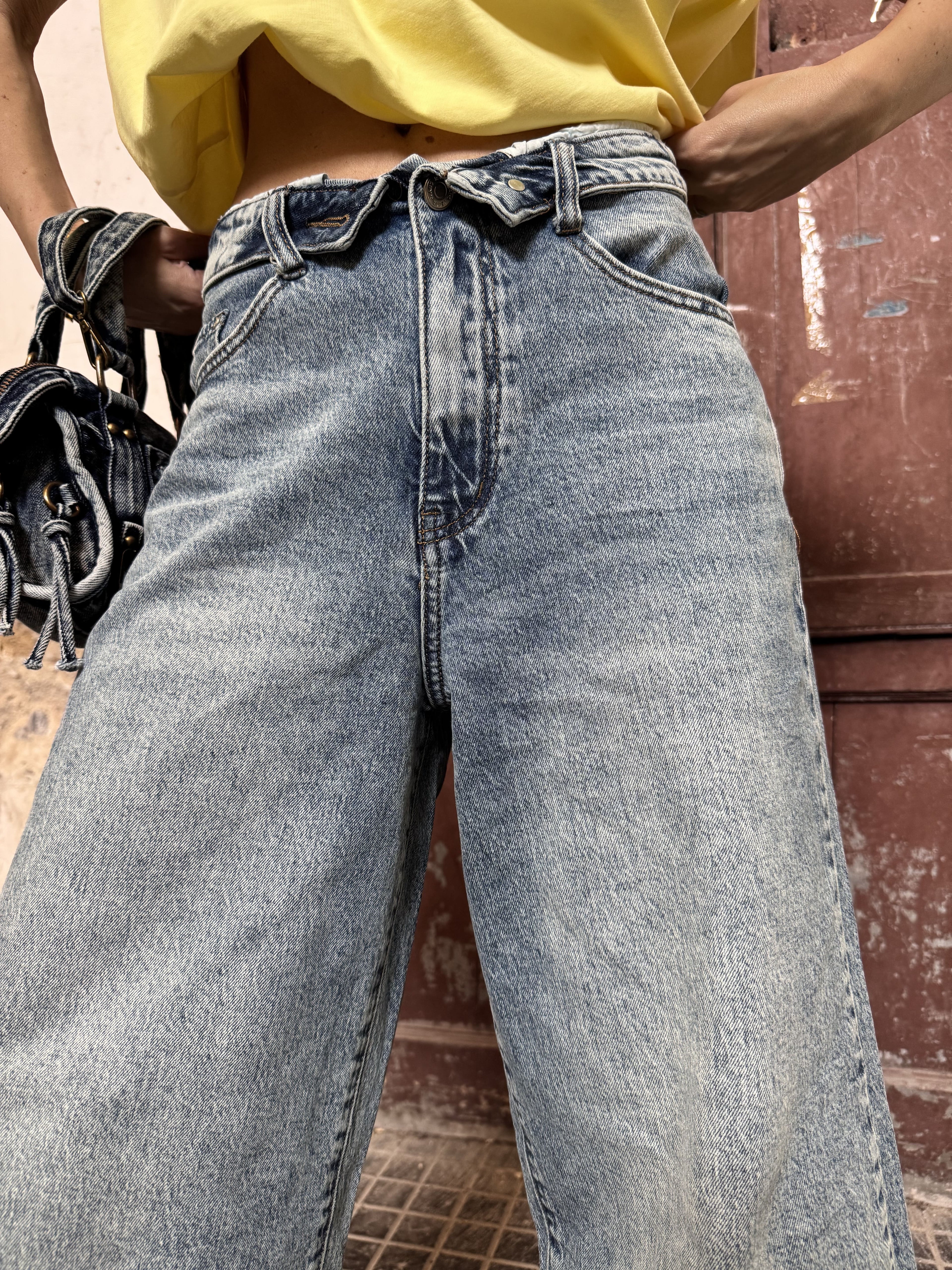 Jorts Denim Elastici con Finto Risvolto in Vita – Effetto Slavato