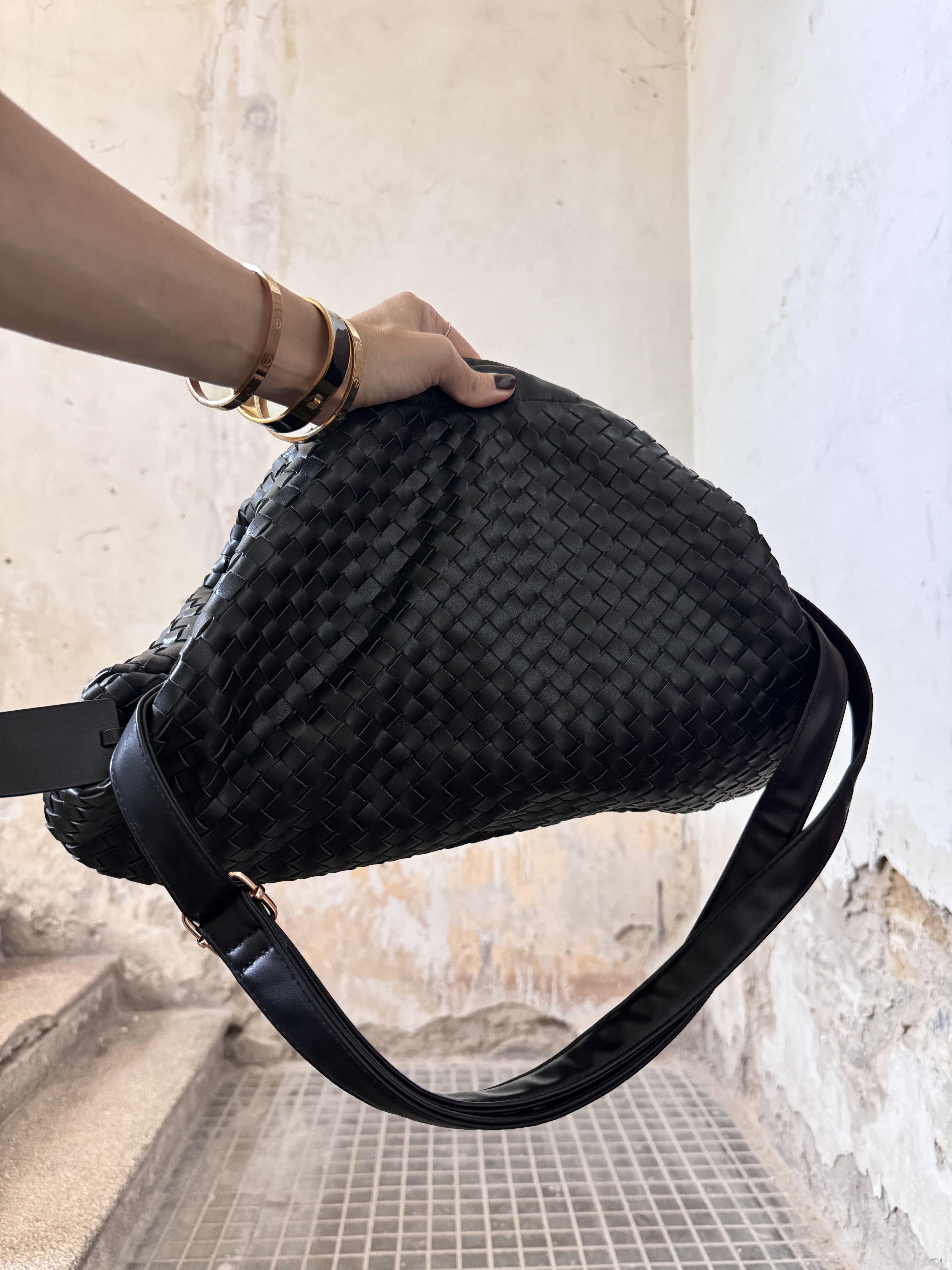 Borsa Maxi Clutch ad Intreccio 2 in 1 -in Similpelle Top Quality Nera con Tracolla Removibile