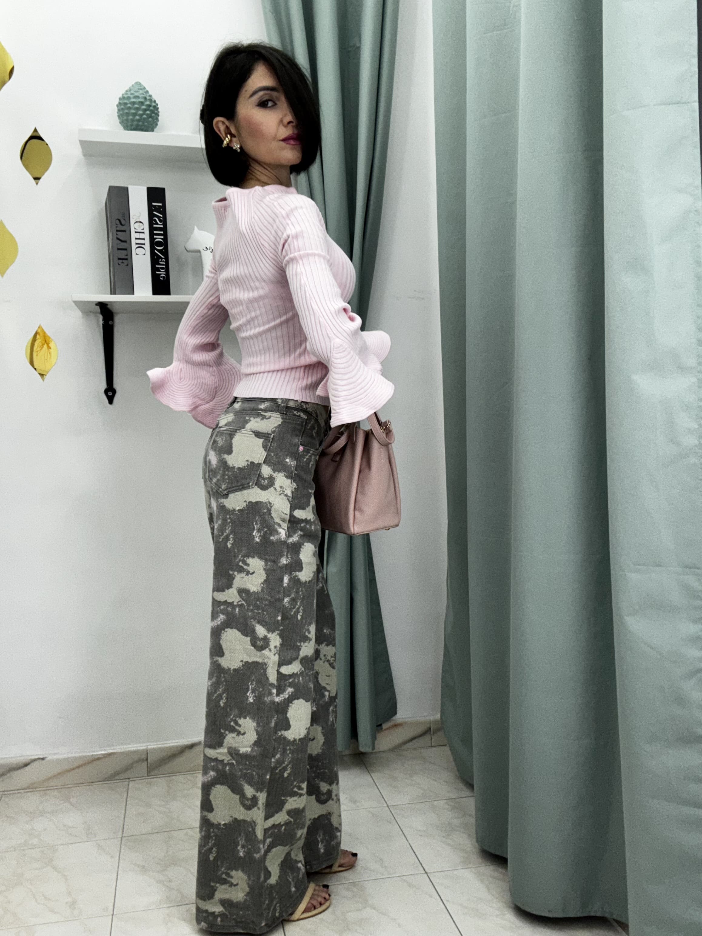 Pantalone Donna in Denim Straight Leg con Fantasia Camo