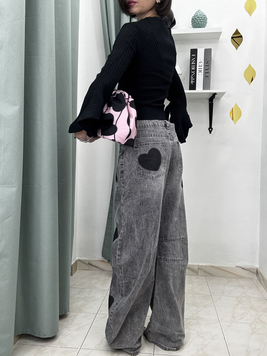 Pantalone Balloon in Denim Grigio Slavato con Cuori Neri LOVE