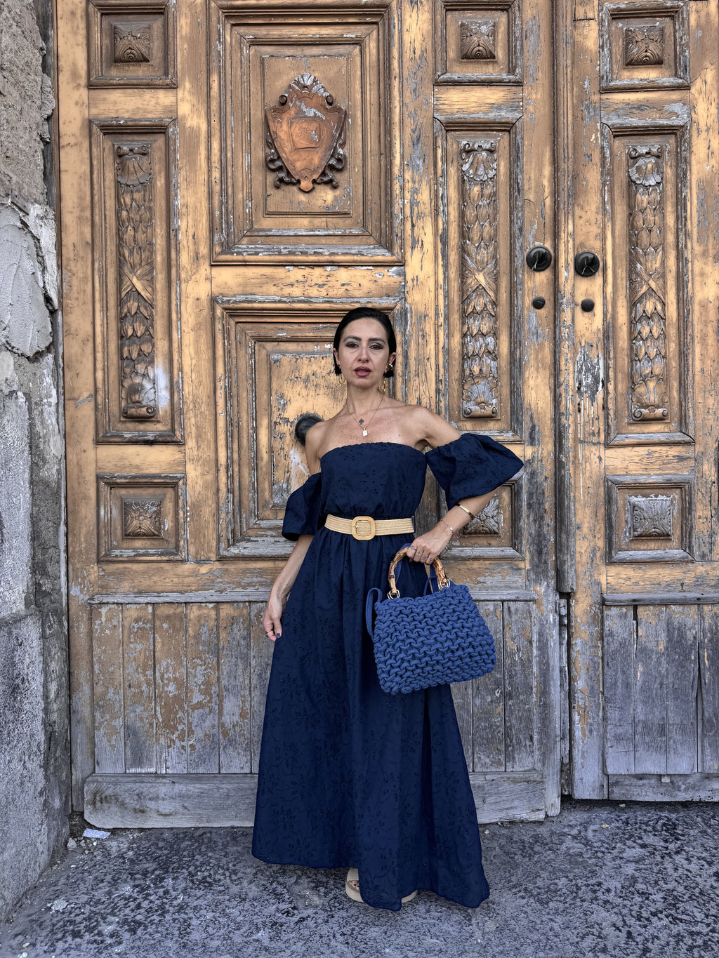 Abito Lungo a Fascia in Pizzo San Gallo: Romanticismo Trendy in 6 Colori