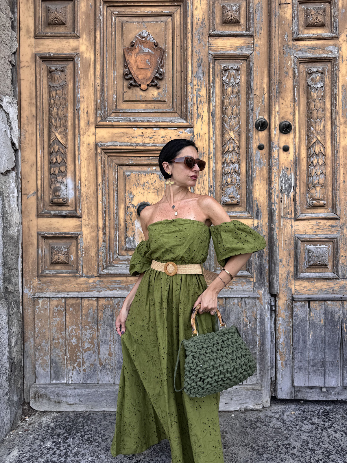 Abito Lungo a Fascia in Pizzo San Gallo: Romanticismo Trendy in 6 Colori
