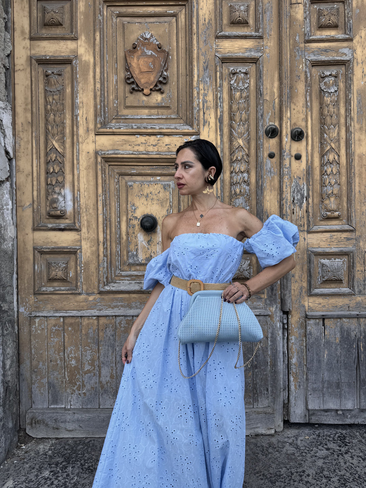 Abito Lungo a Fascia in Pizzo San Gallo: Romanticismo Trendy in 6 Colori