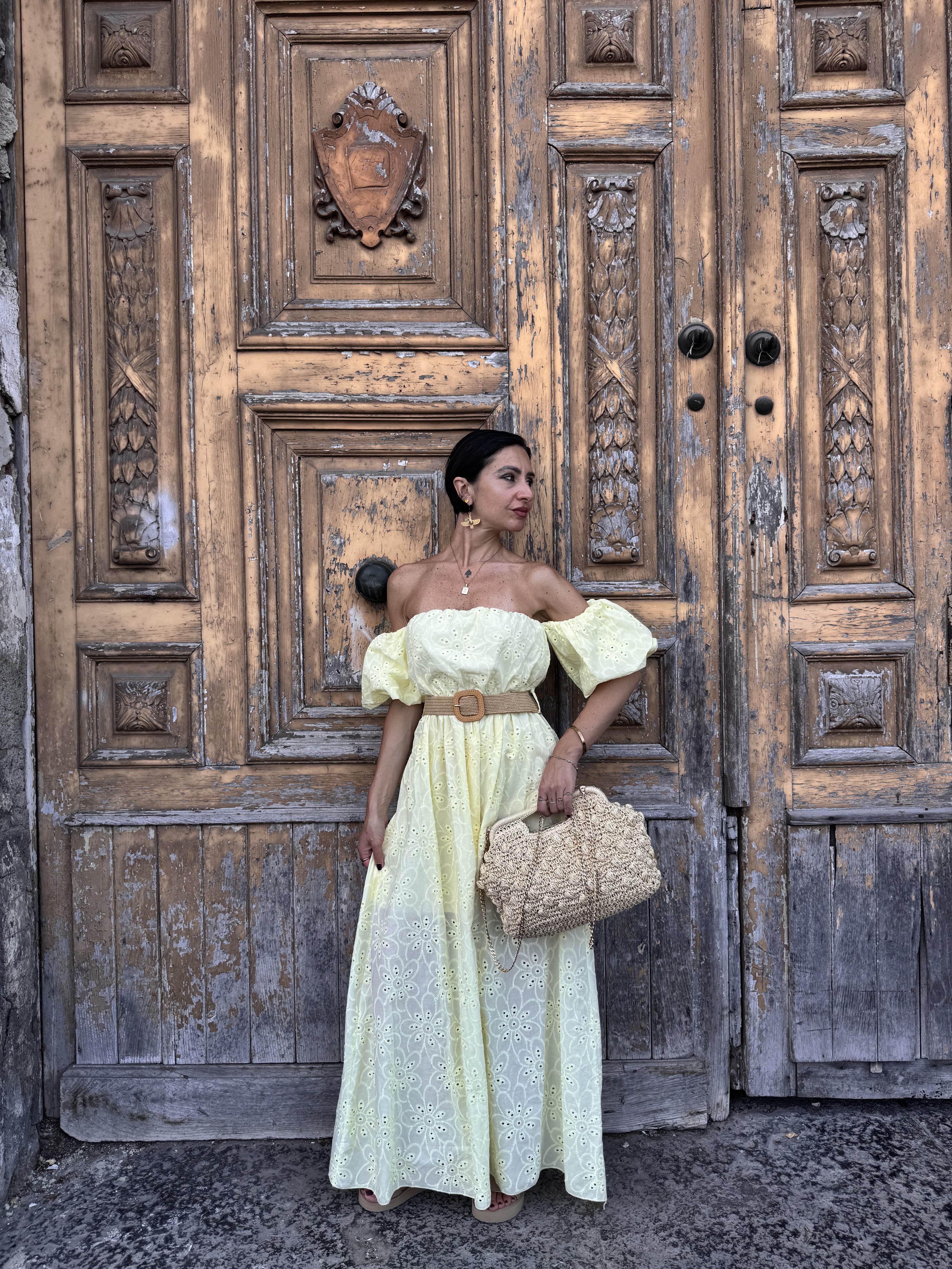 Abito Lungo a Fascia in Pizzo San Gallo: Romanticismo Trendy in 6 Colori