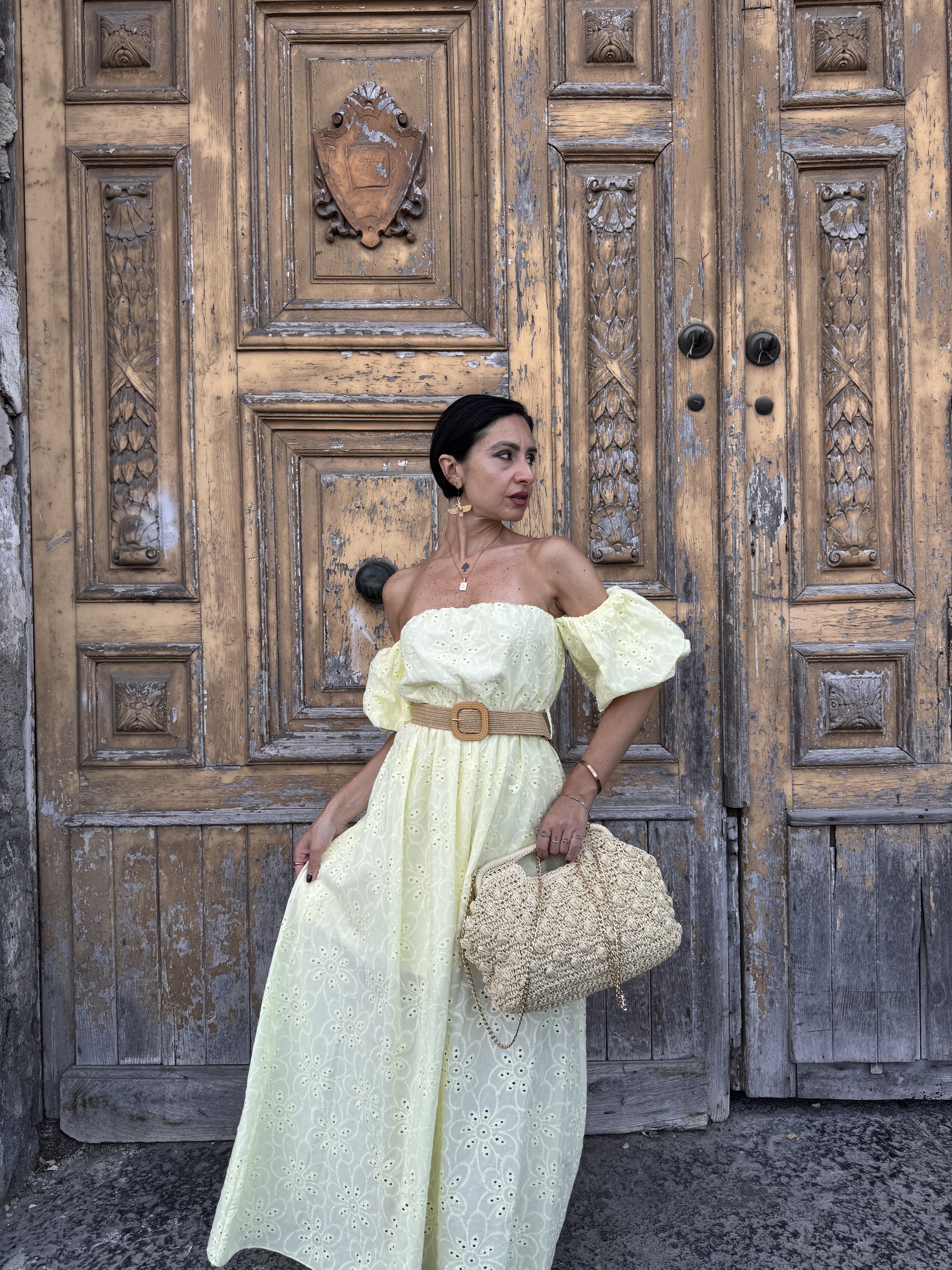 Abito Lungo a Fascia in Pizzo San Gallo: Romanticismo Trendy in 6 Colori