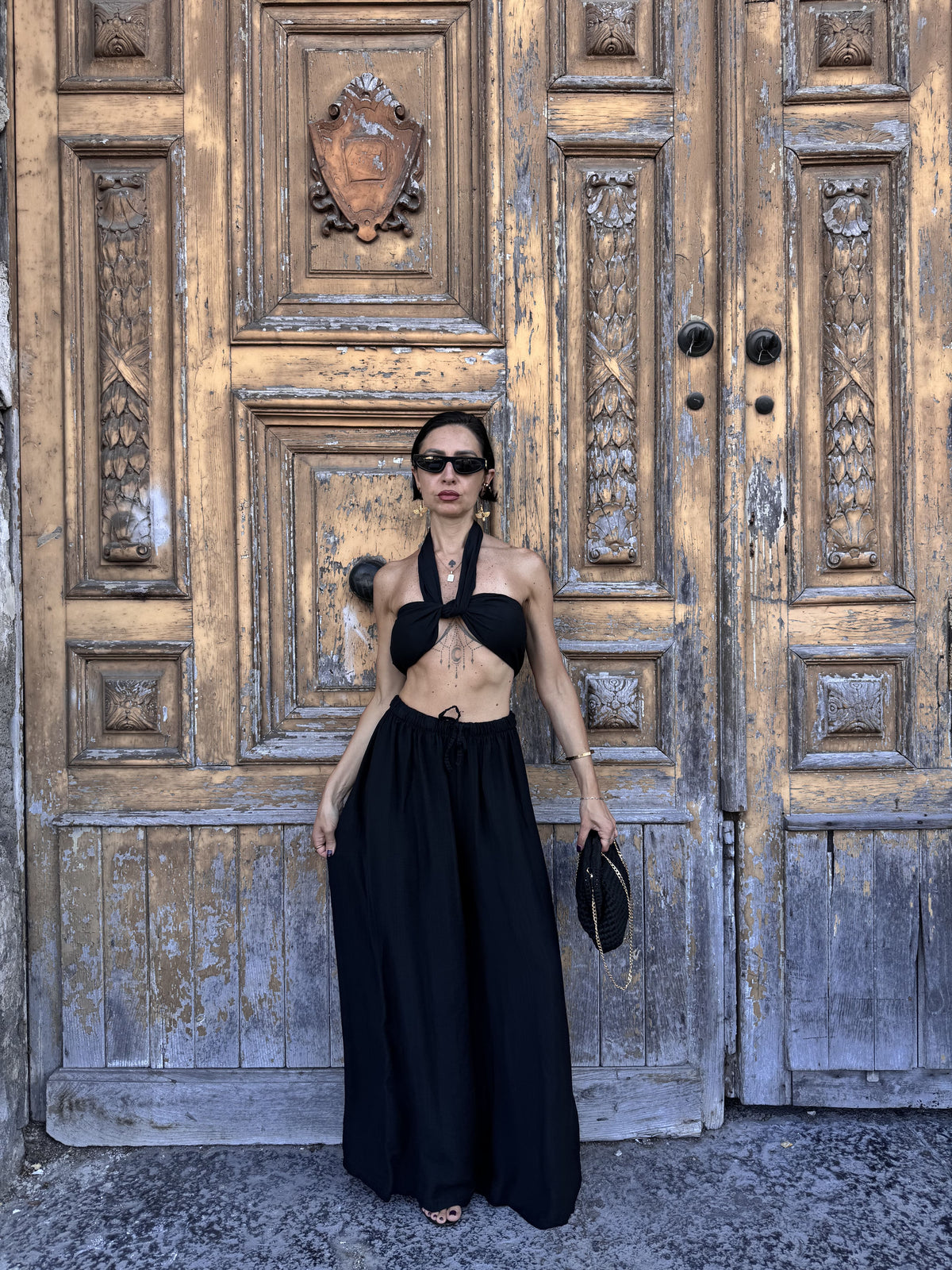 Coordinato Estivo Top e Pantalone Palazzo: Il Set Due Pezzi Versatile e Chic