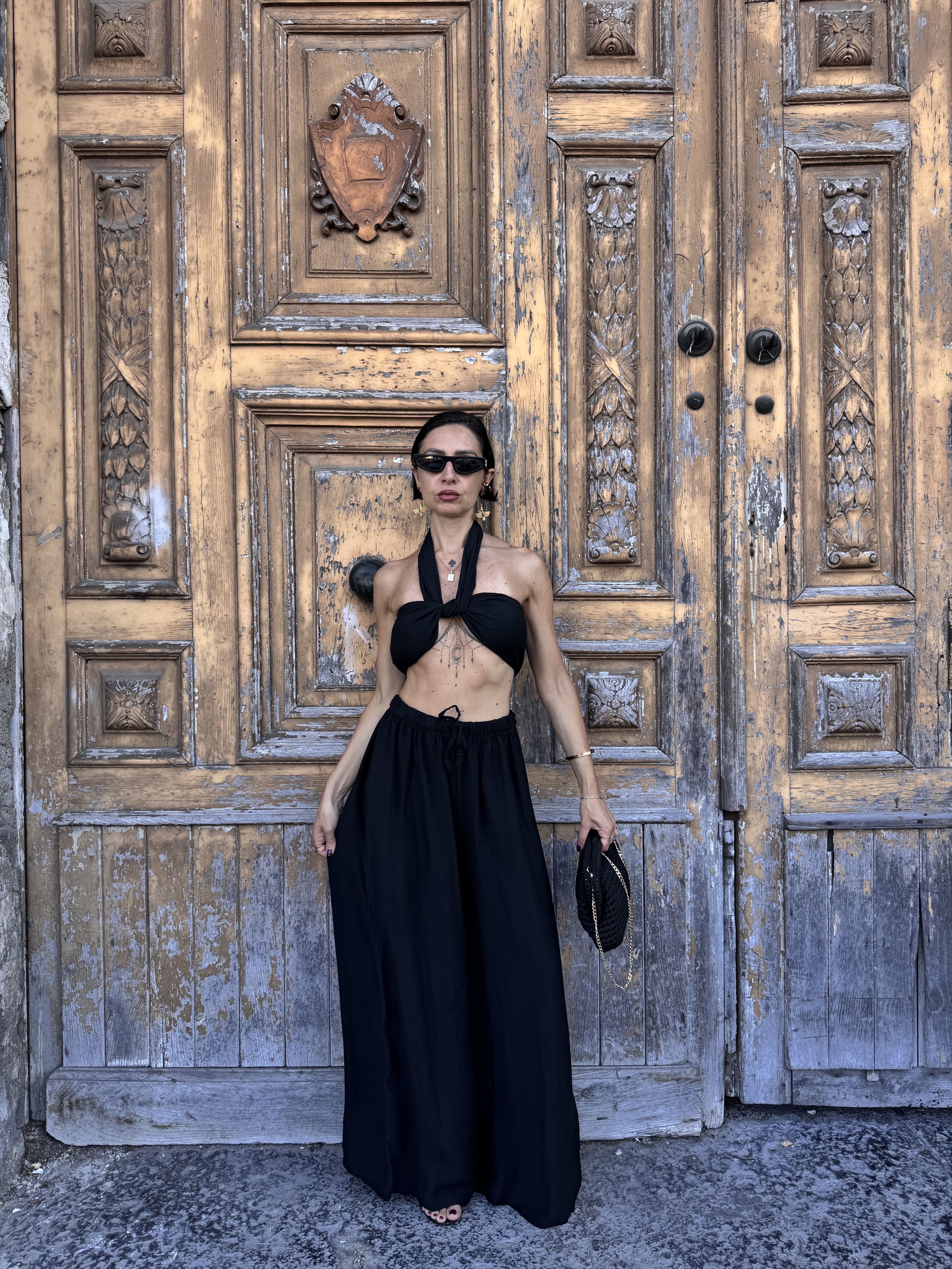 Coordinato Estivo Top e Pantalone Palazzo: Il Set Due Pezzi Versatile e Chic