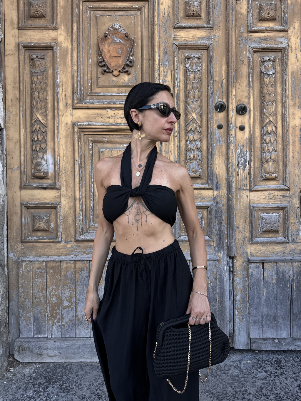 Coordinato Estivo Top e Pantalone Palazzo: Il Set Due Pezzi Versatile e Chic