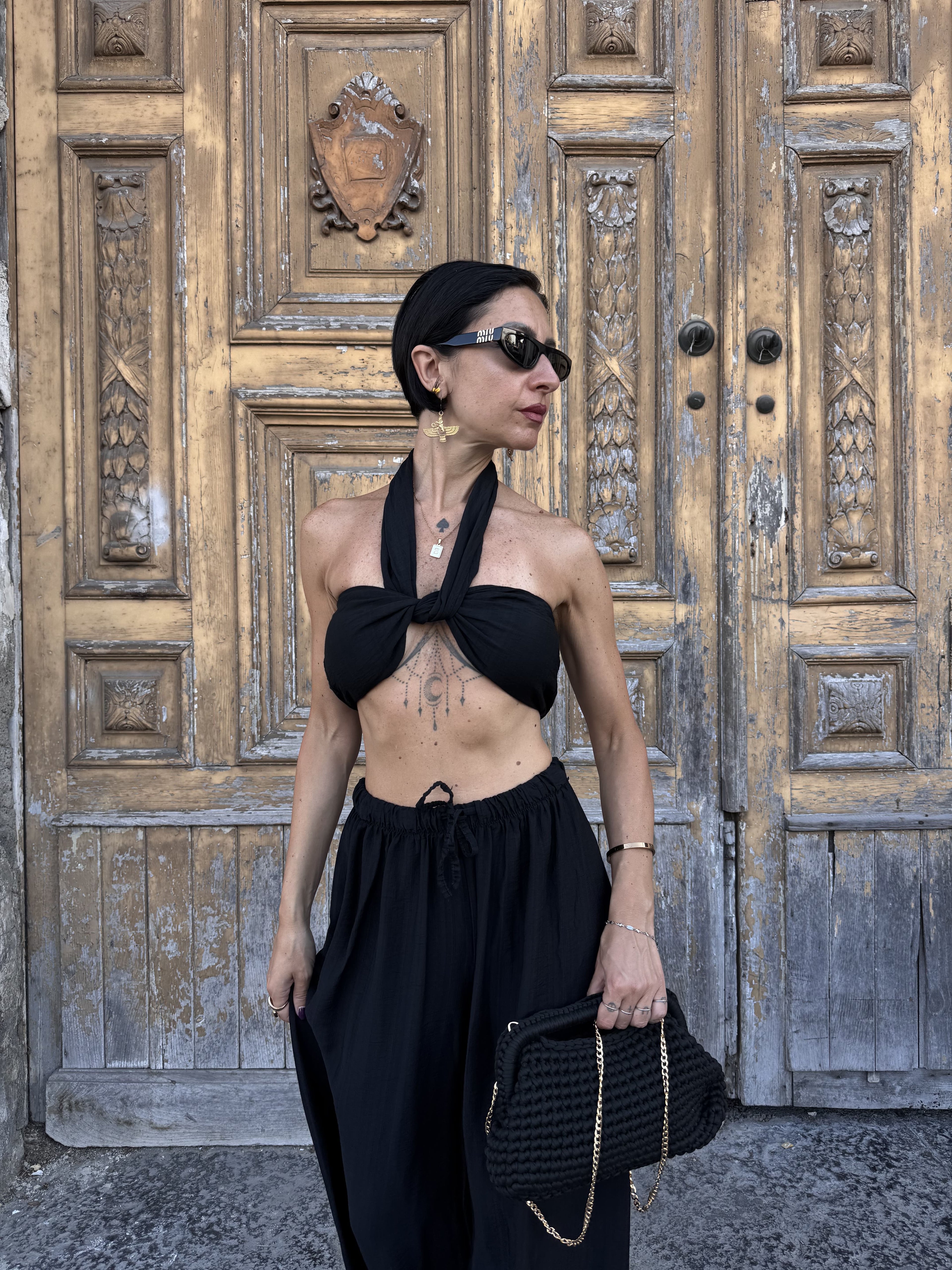 Coordinato Estivo Top e Pantalone Palazzo: Il Set Due Pezzi Versatile e Chic