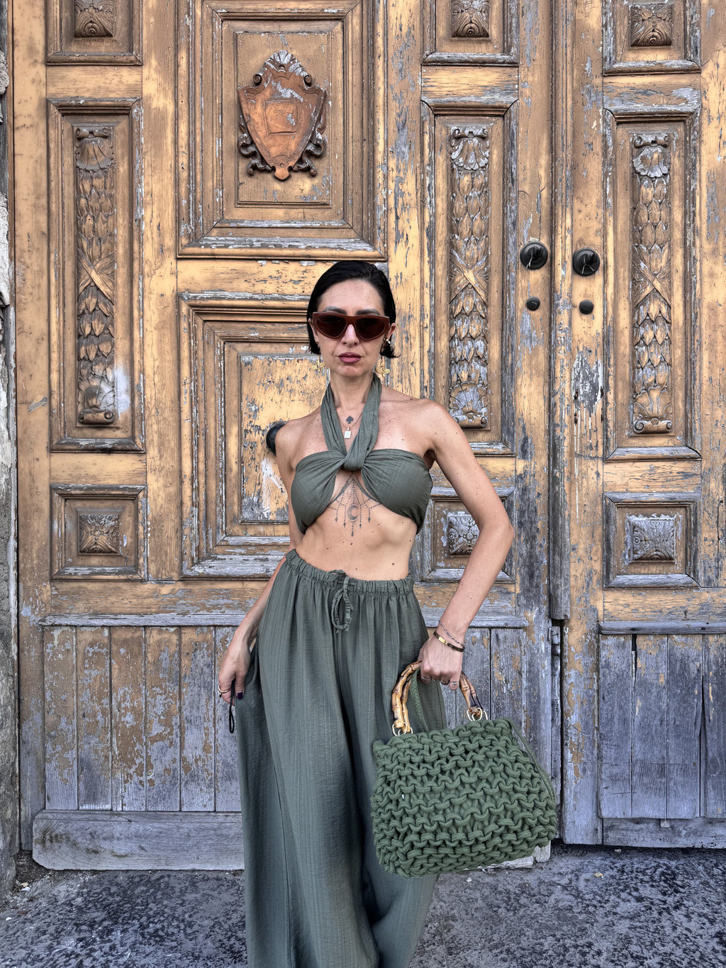 Coordinato Estivo Top e Pantalone Palazzo: Il Set Due Pezzi Versatile e Chic