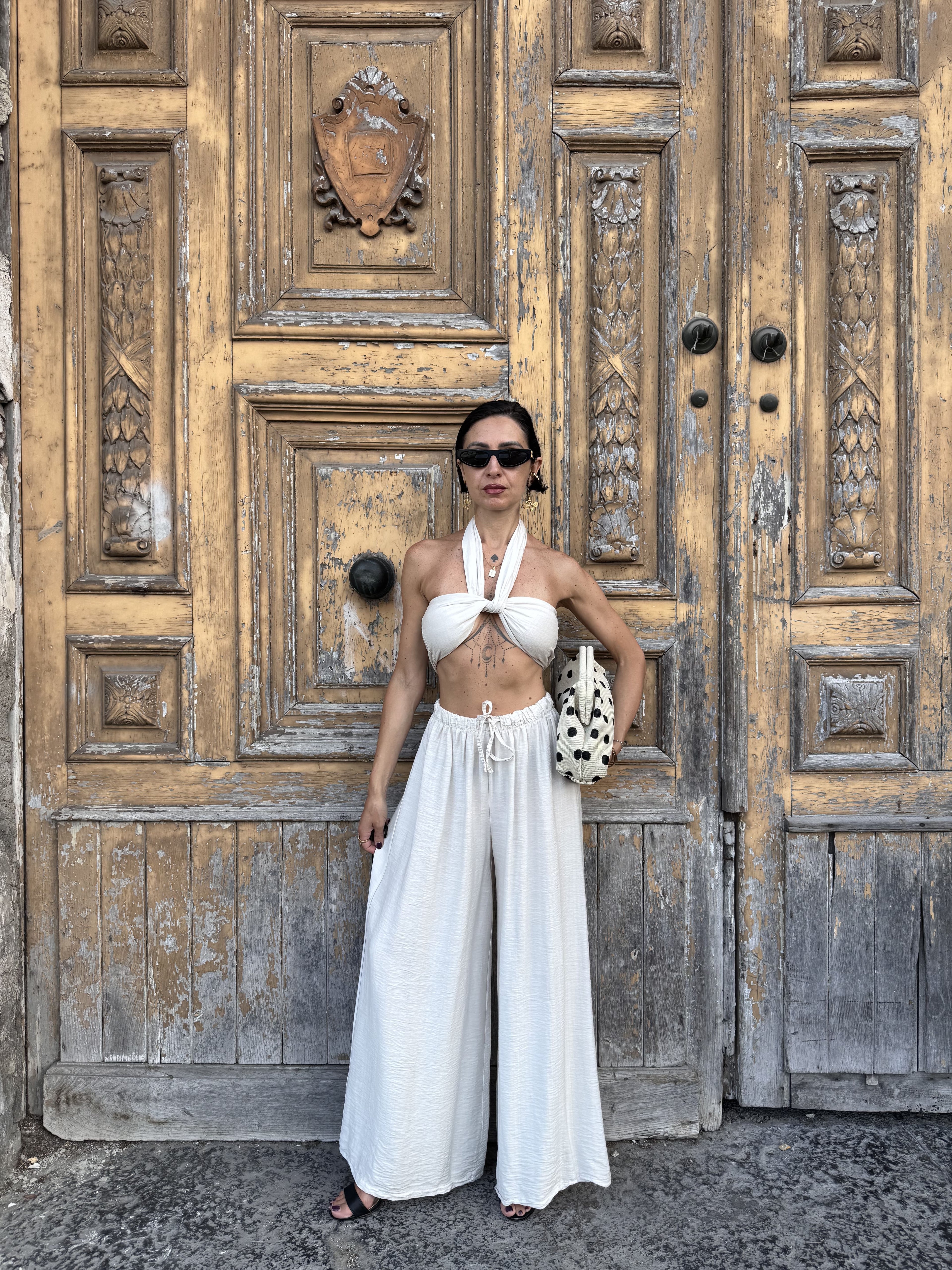 Coordinato Estivo Top e Pantalone Palazzo: Il Set Due Pezzi Versatile e Chic