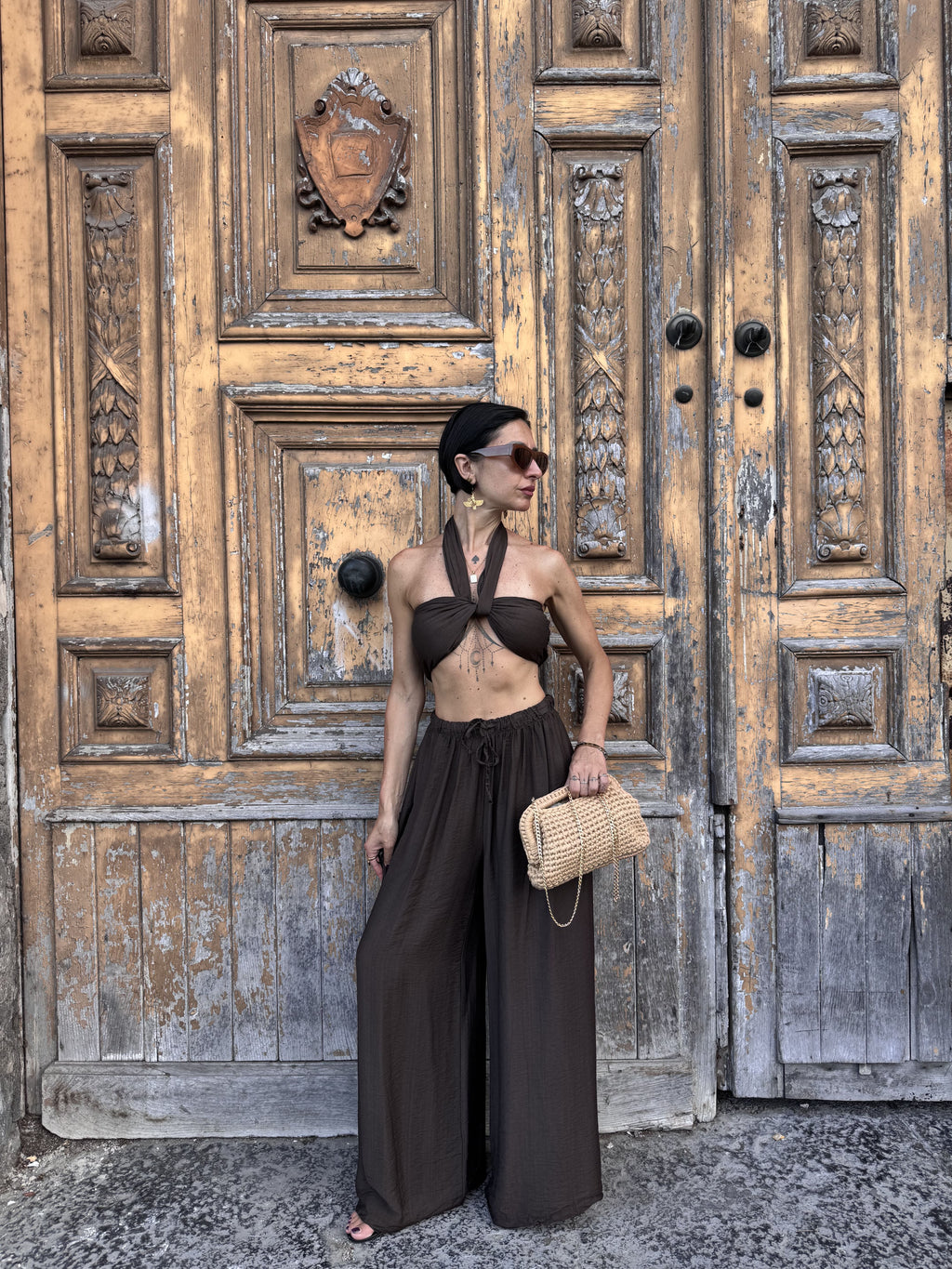 Coordinato Estivo Top e Pantalone Palazzo: Il Set Due Pezzi Versatile e Chic