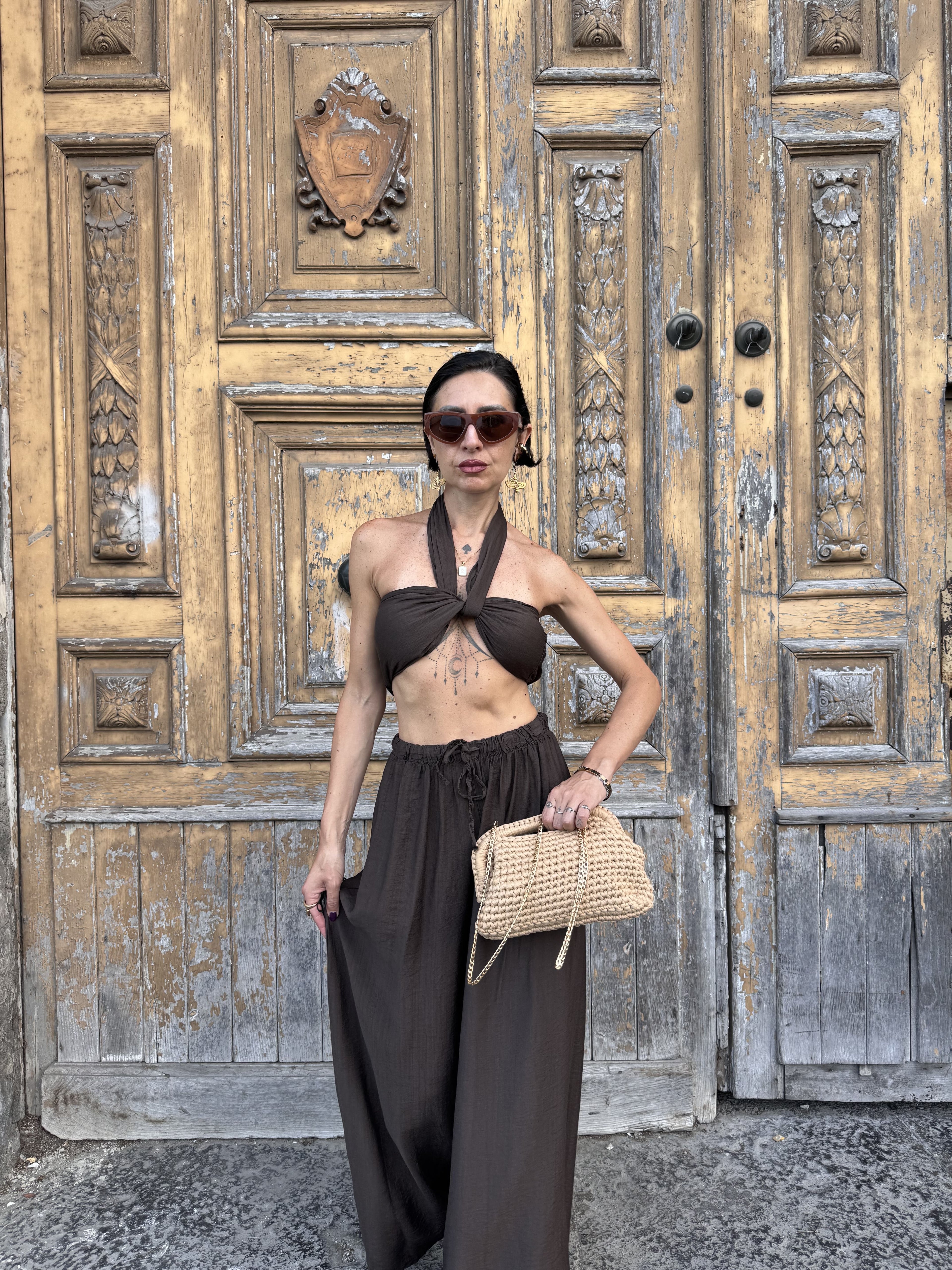 Coordinato Estivo Top e Pantalone Palazzo: Il Set Due Pezzi Versatile e Chic