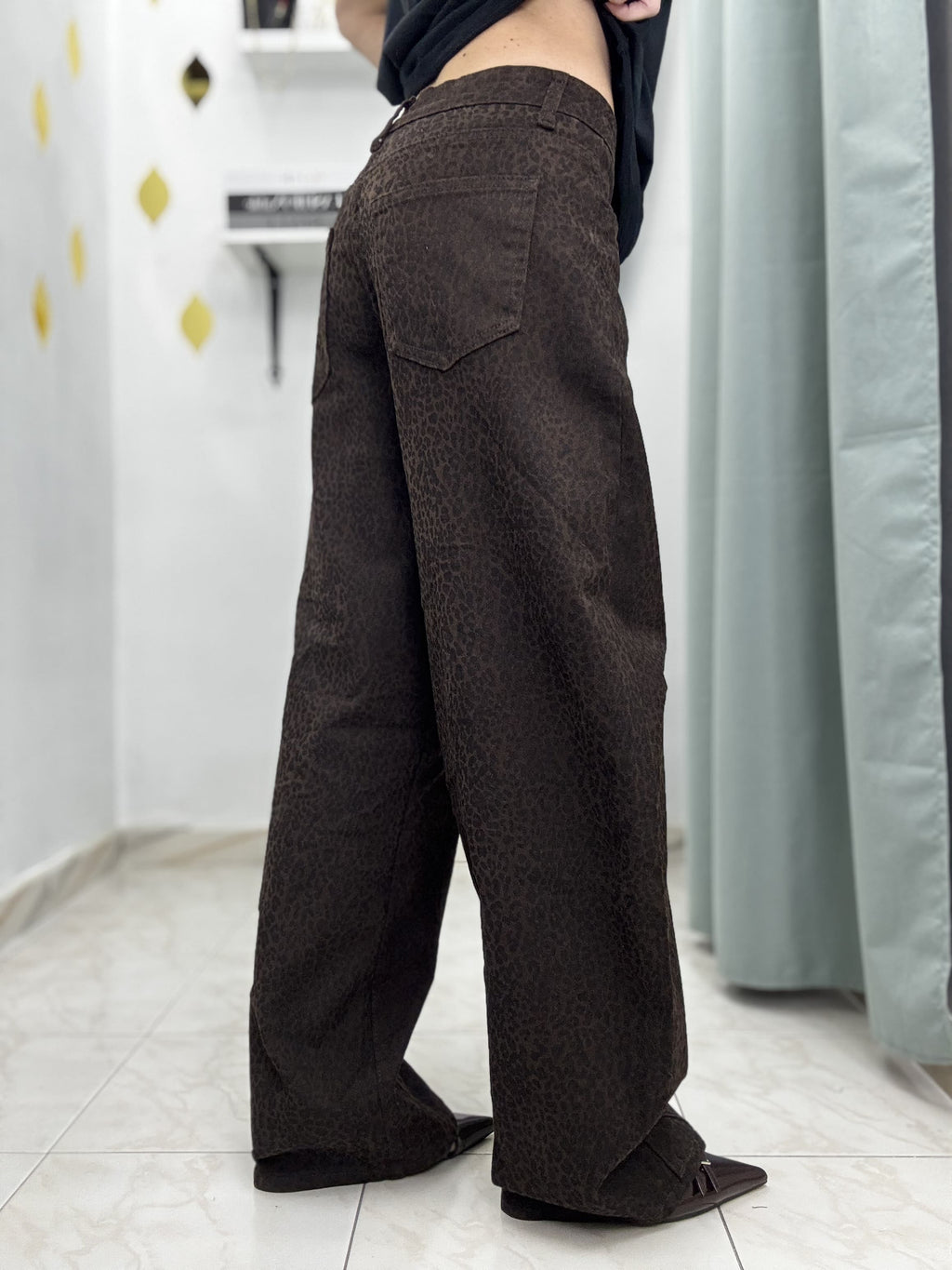 Pantalone Donna Denim Elasticizzato Maculato Nero e Marrone – Modello Ballon