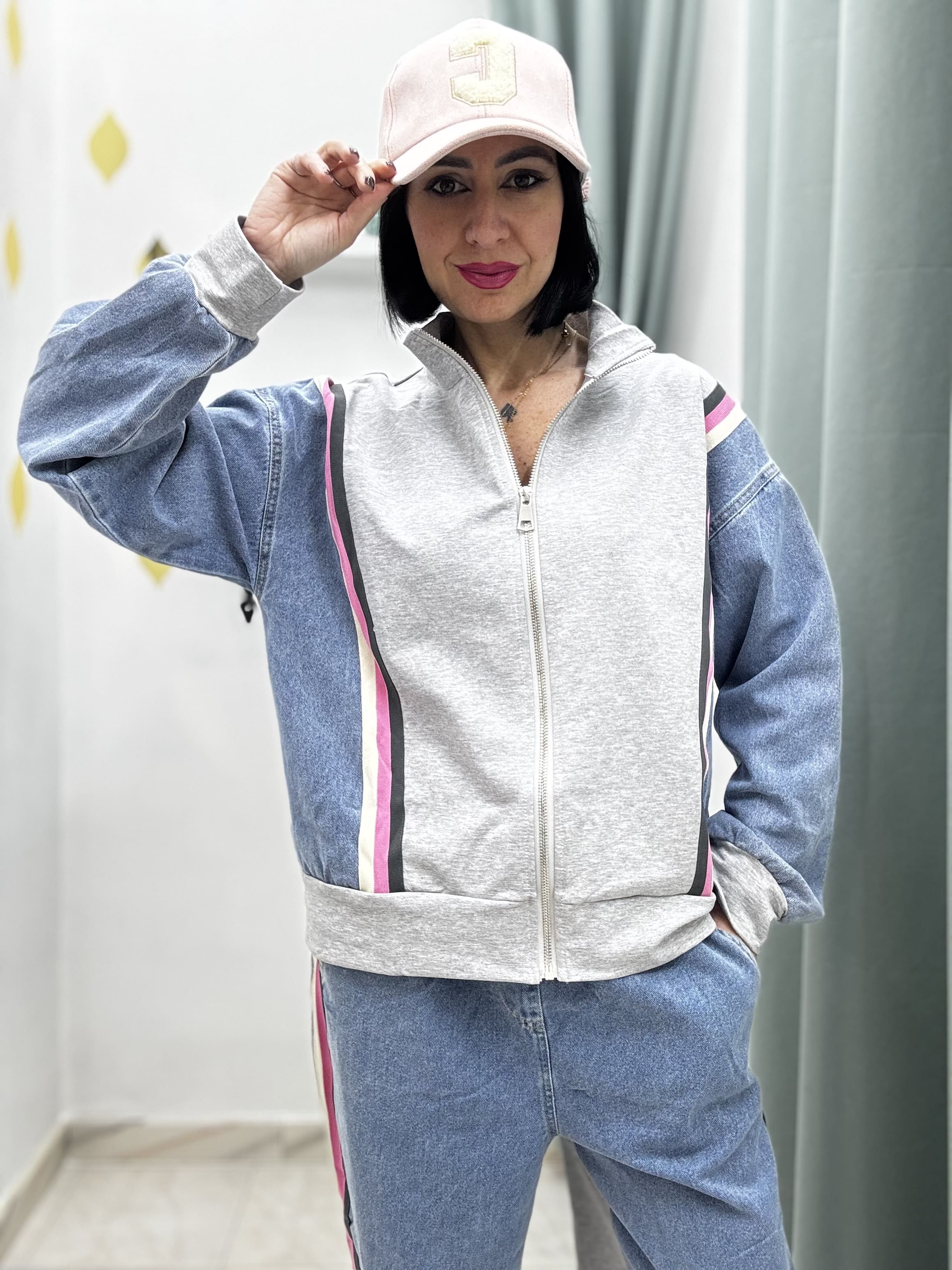 Set Tuta Denim Donna – Grigio e Nero | Comfort e Stile in un Unico Outfit