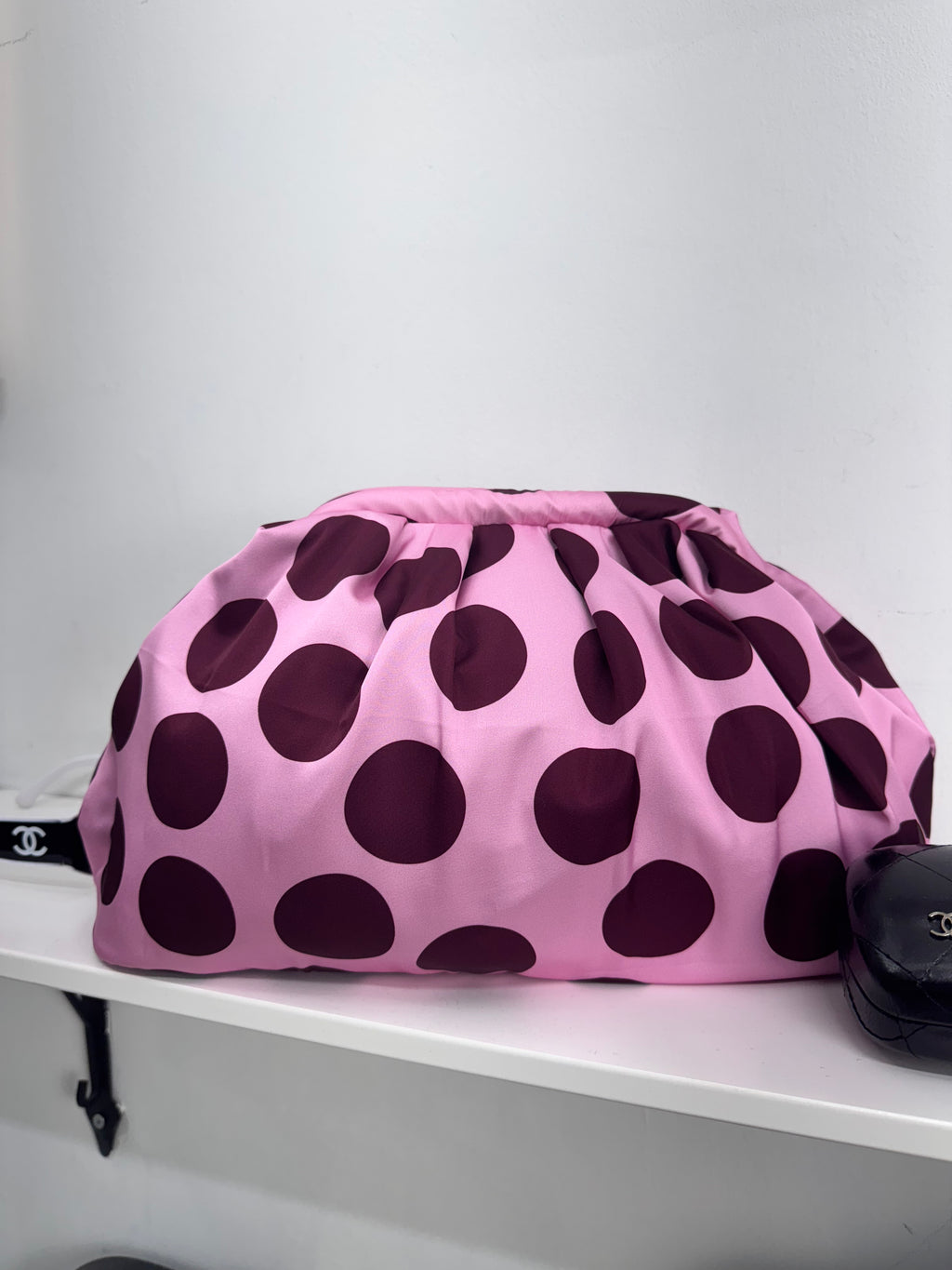 Borsa Clutch Donna in Tessuto Rasato con Tracolla a Catena