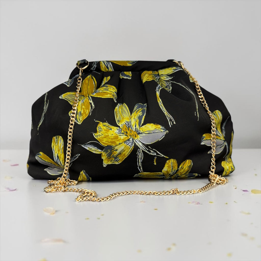 Borsa Clutch Donna in Tessuto Rasato con Tracolla a Catena