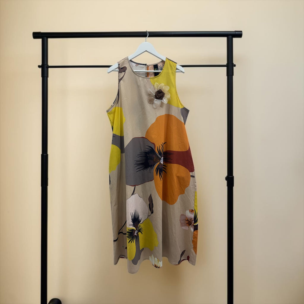 Abito Midi in Cotone Fantasia Floreale con Fiore Applicato