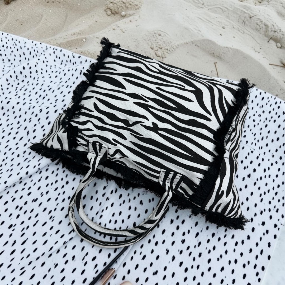 Borsa in Tela Animalier con Frange e Cerniera - Modello Zebrato e Leopardato