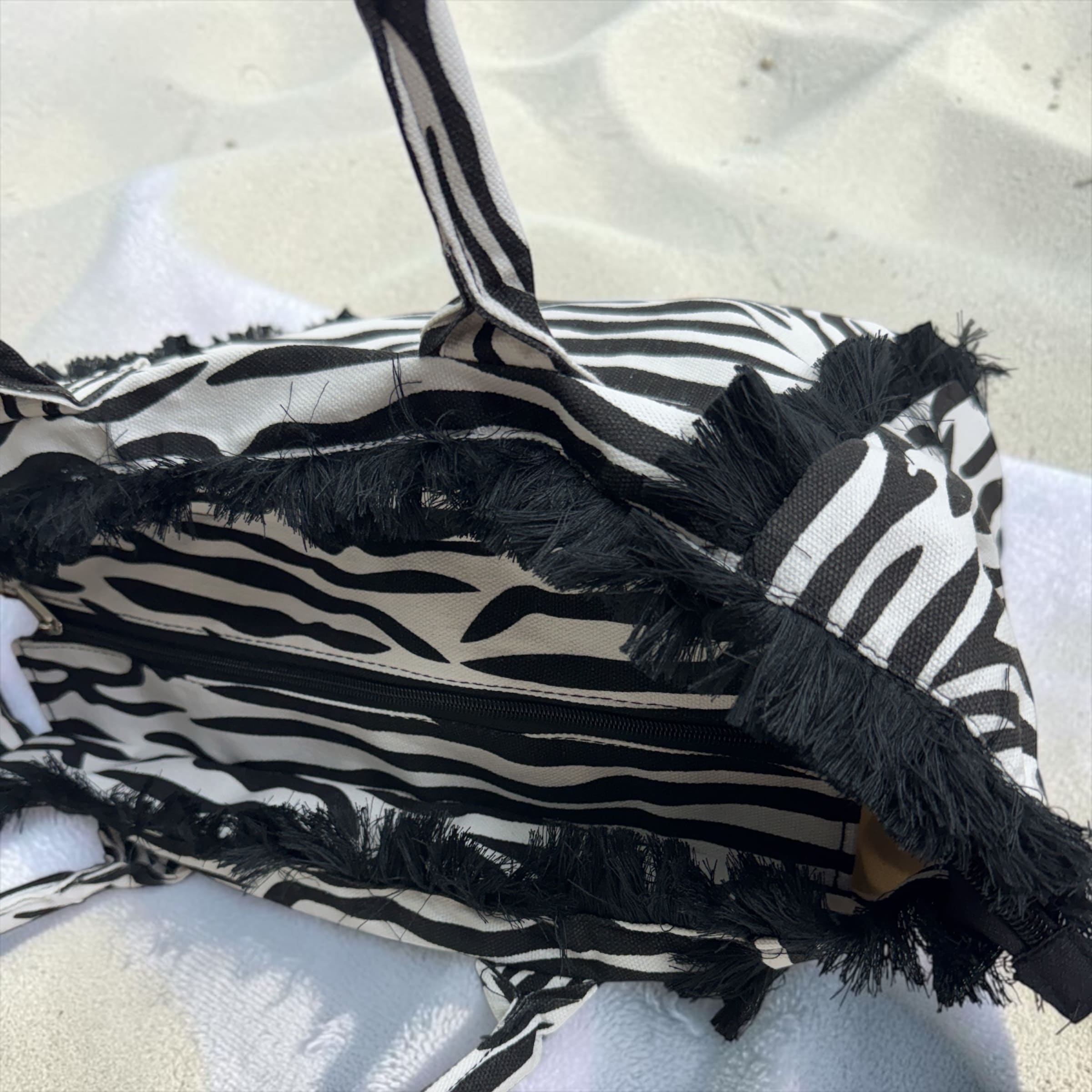 Borsa in Tela Animalier con Frange e Cerniera - Modello Zebrato e Leopardato