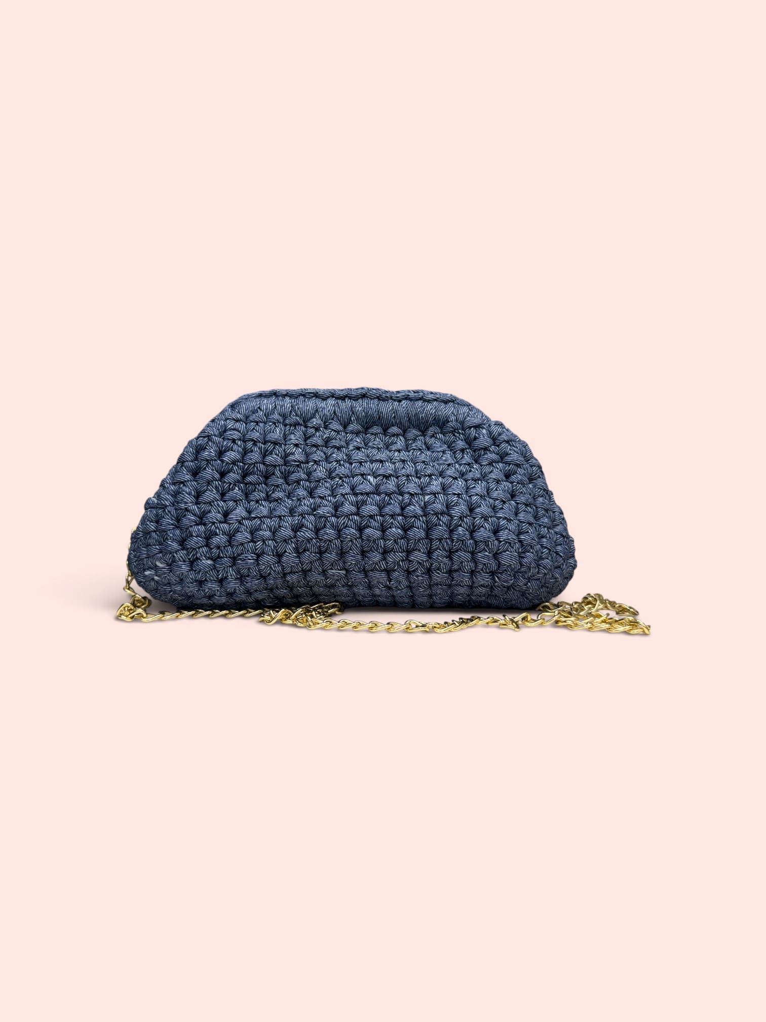 Borsa clutch in fettuccia ad uncinetto