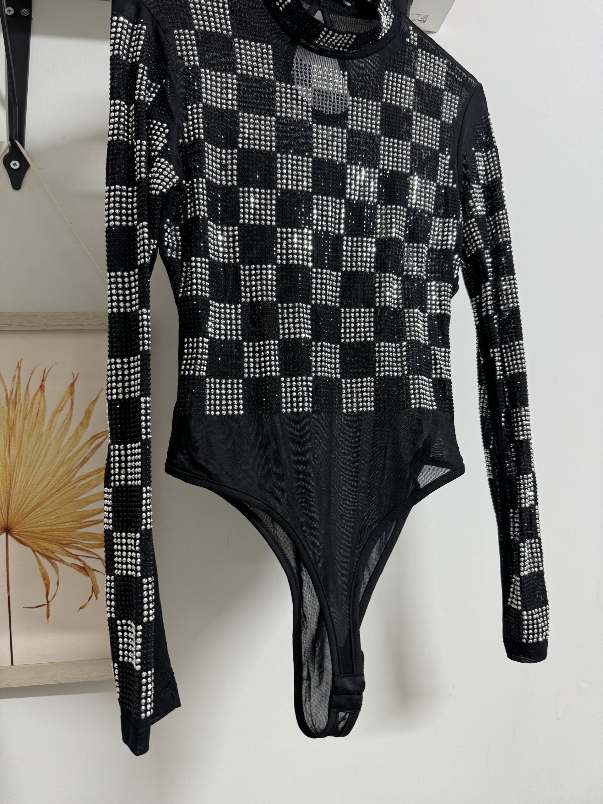 Body con strass in microrete