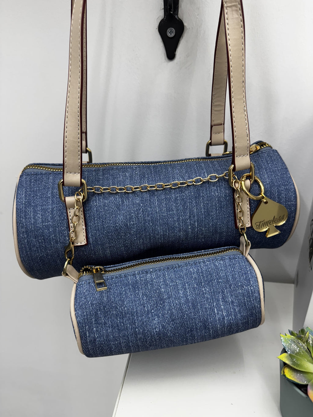 Borsa cilindro in denim con tasca