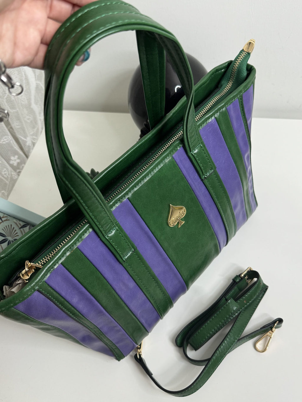 Borsa a righe con doppio manico