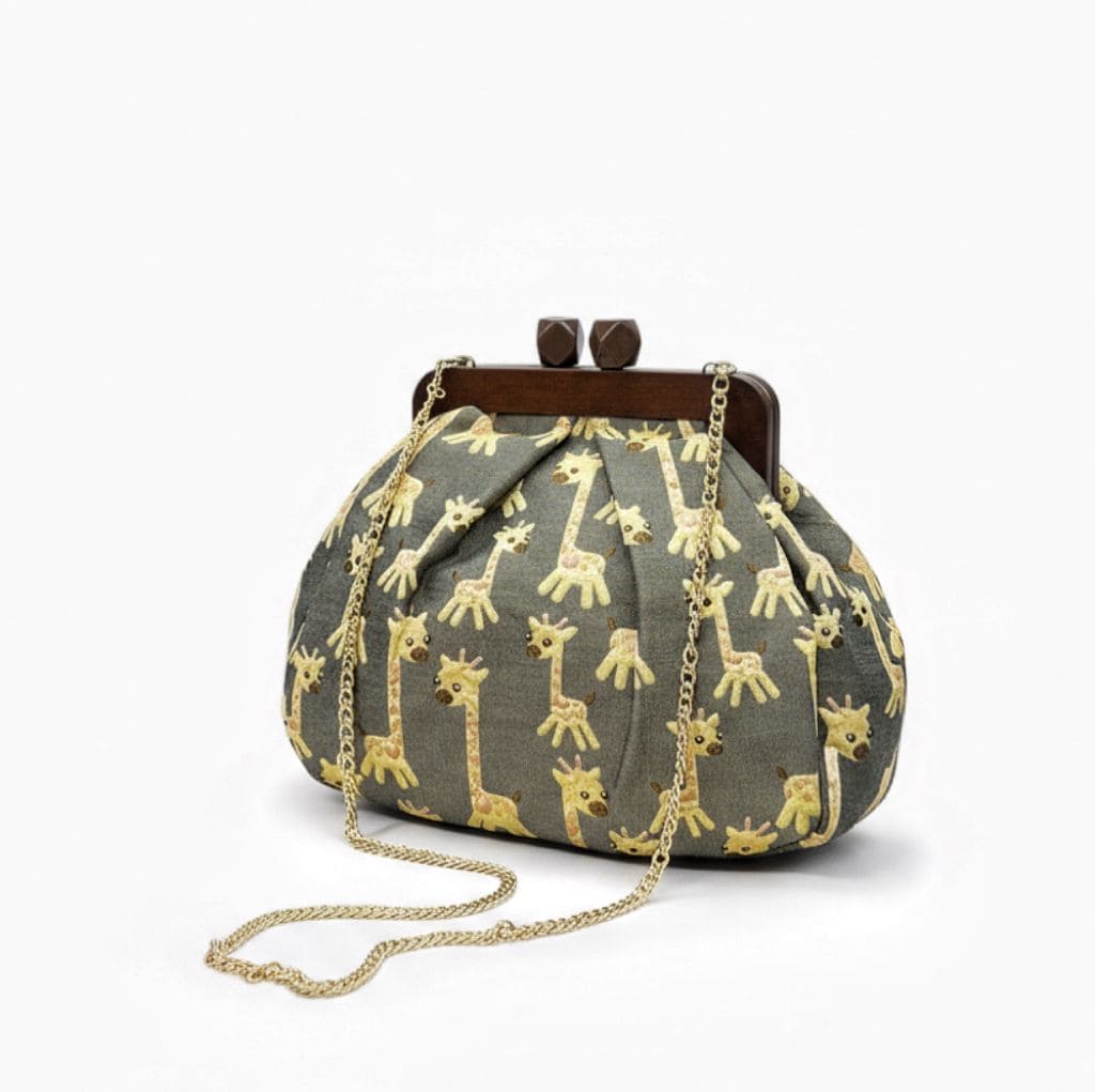 Borsa da Donna in Jacquard con Clutch in Legno – Eleganza e Carattere in Ogni Dettaglio