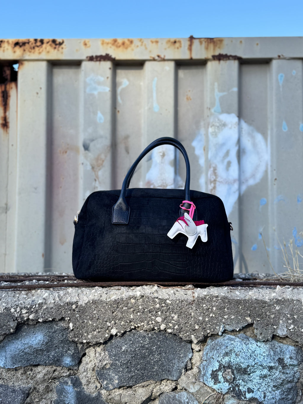 Borsa Rettangolare Nera – Iconica ed Essenziale