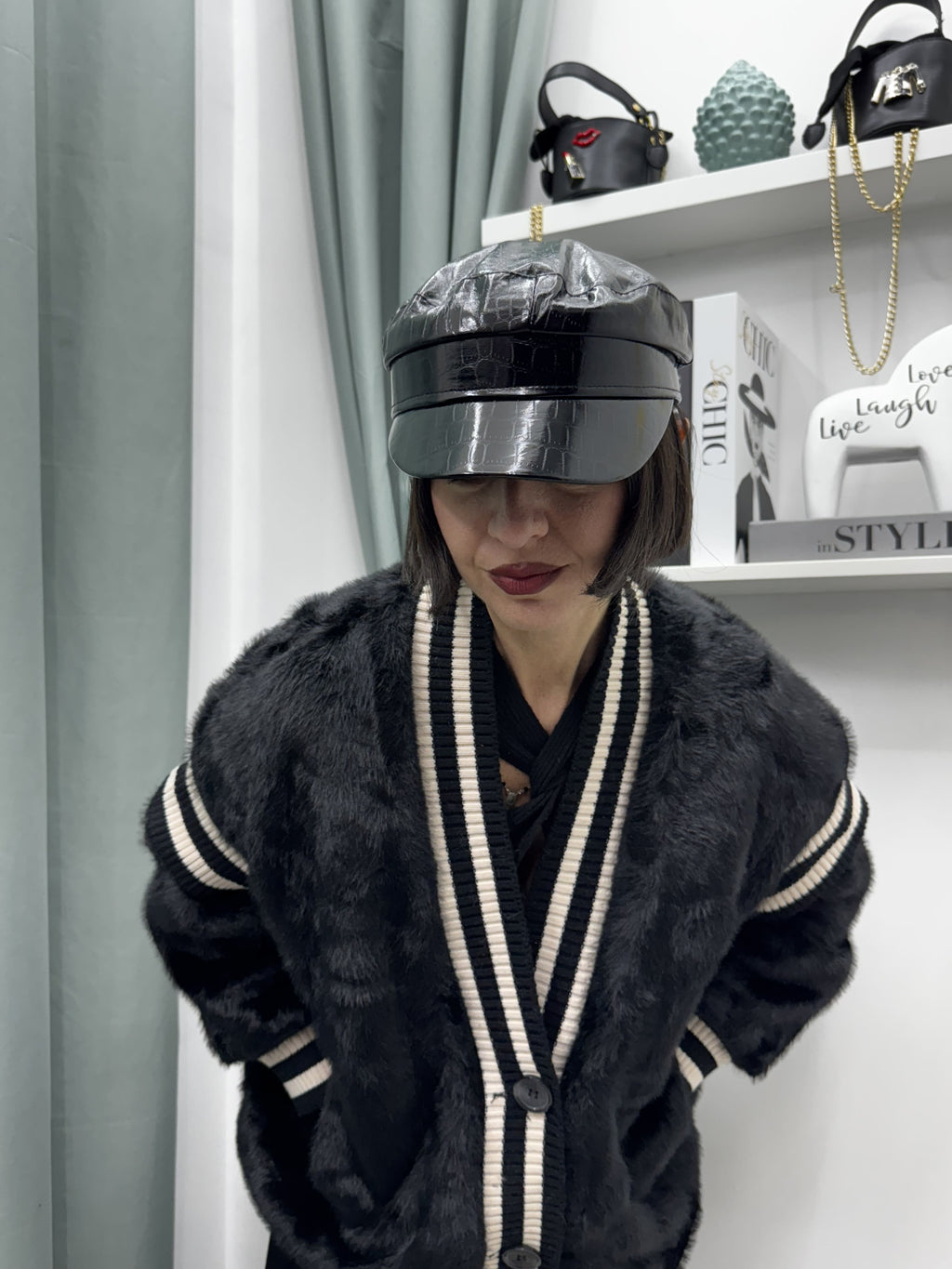 Cappello Baker Boy da donna in similpelle effetto cocco – stile animalier elegante e moderno