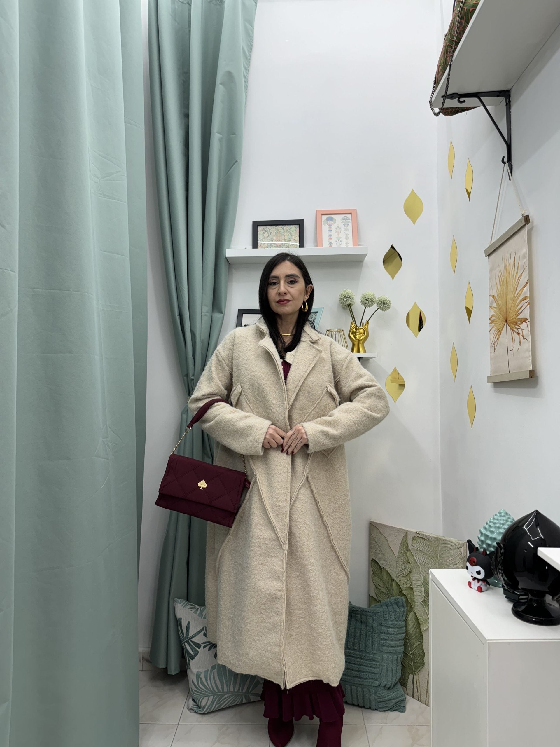 Cappotto in lana lungo con tasche