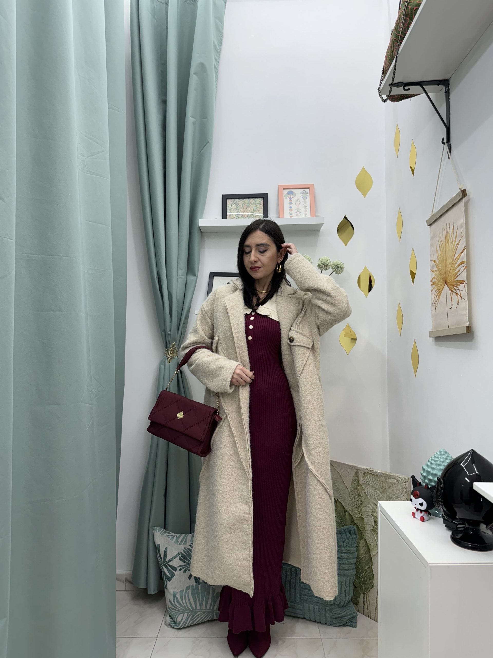 Cappotto in lana lungo con tasche