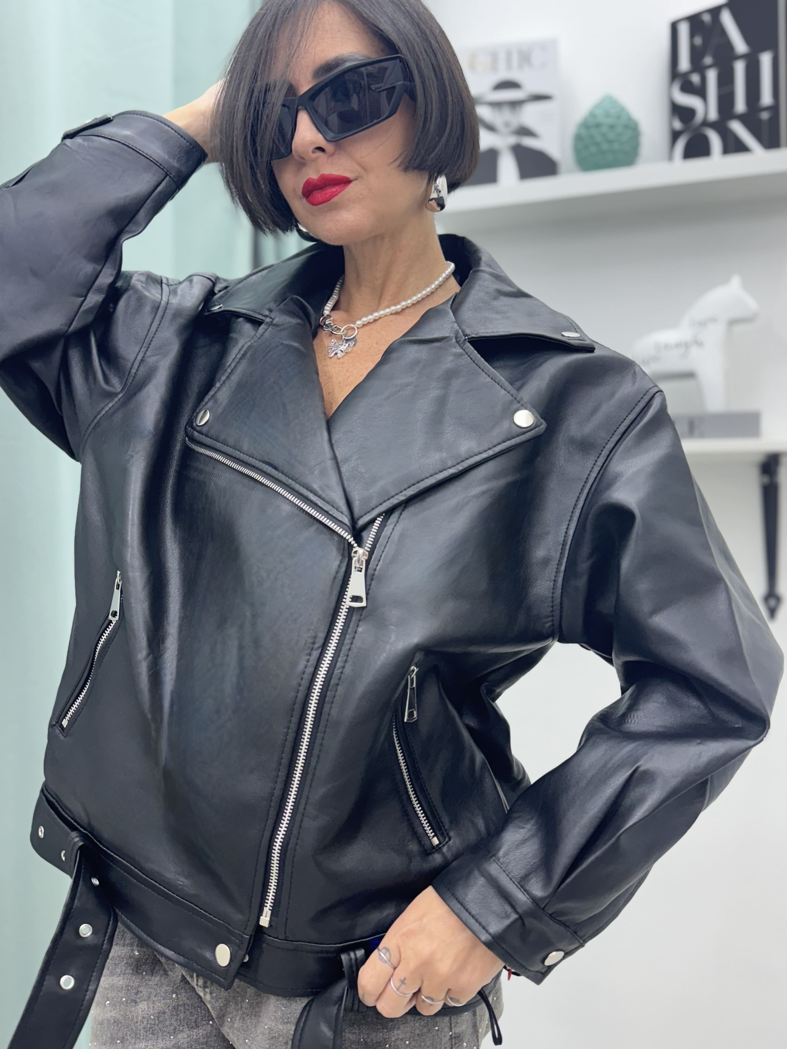 Giubbino chiodo in similpelle nero con cintura (taglia unica)