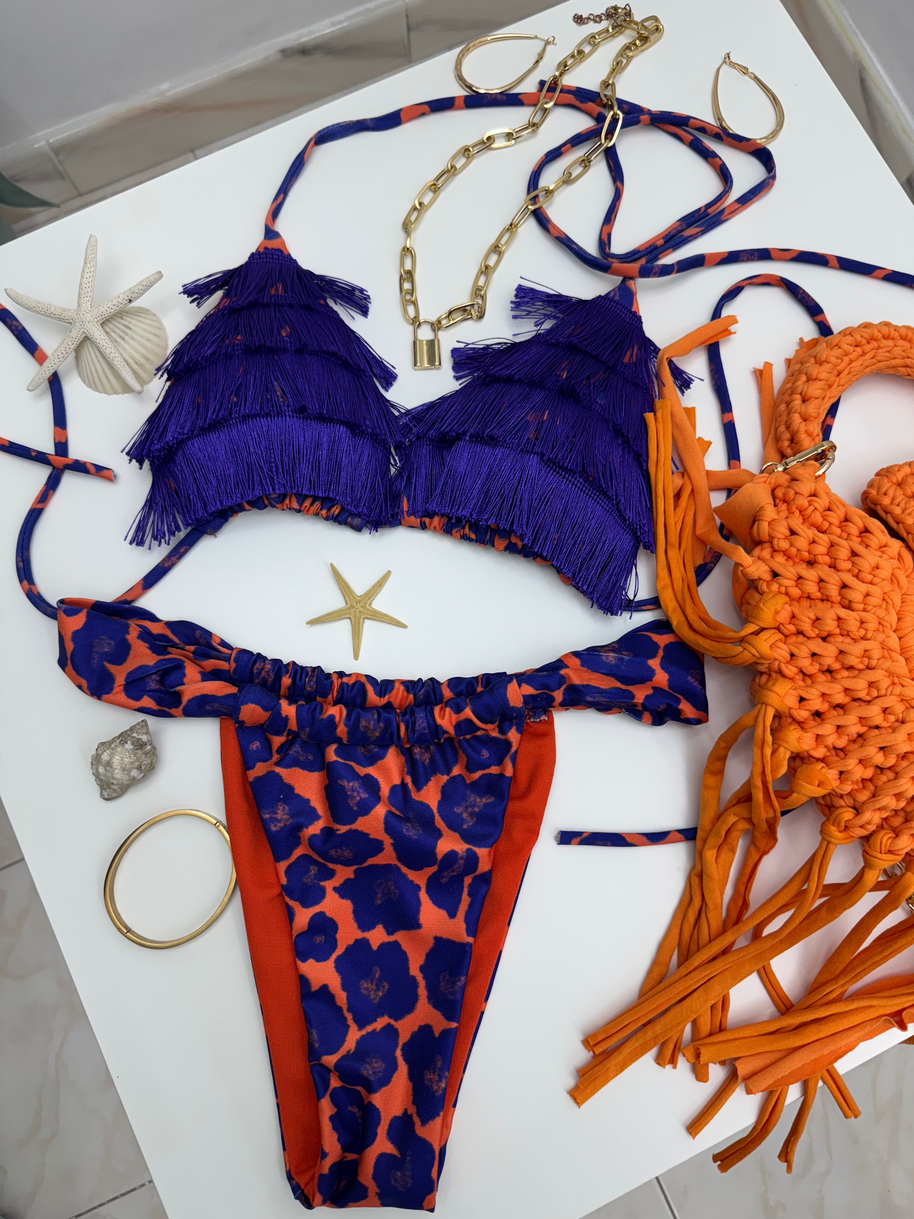 Bikini due pezzi animalier arancione e viola con frange – Taglia unica