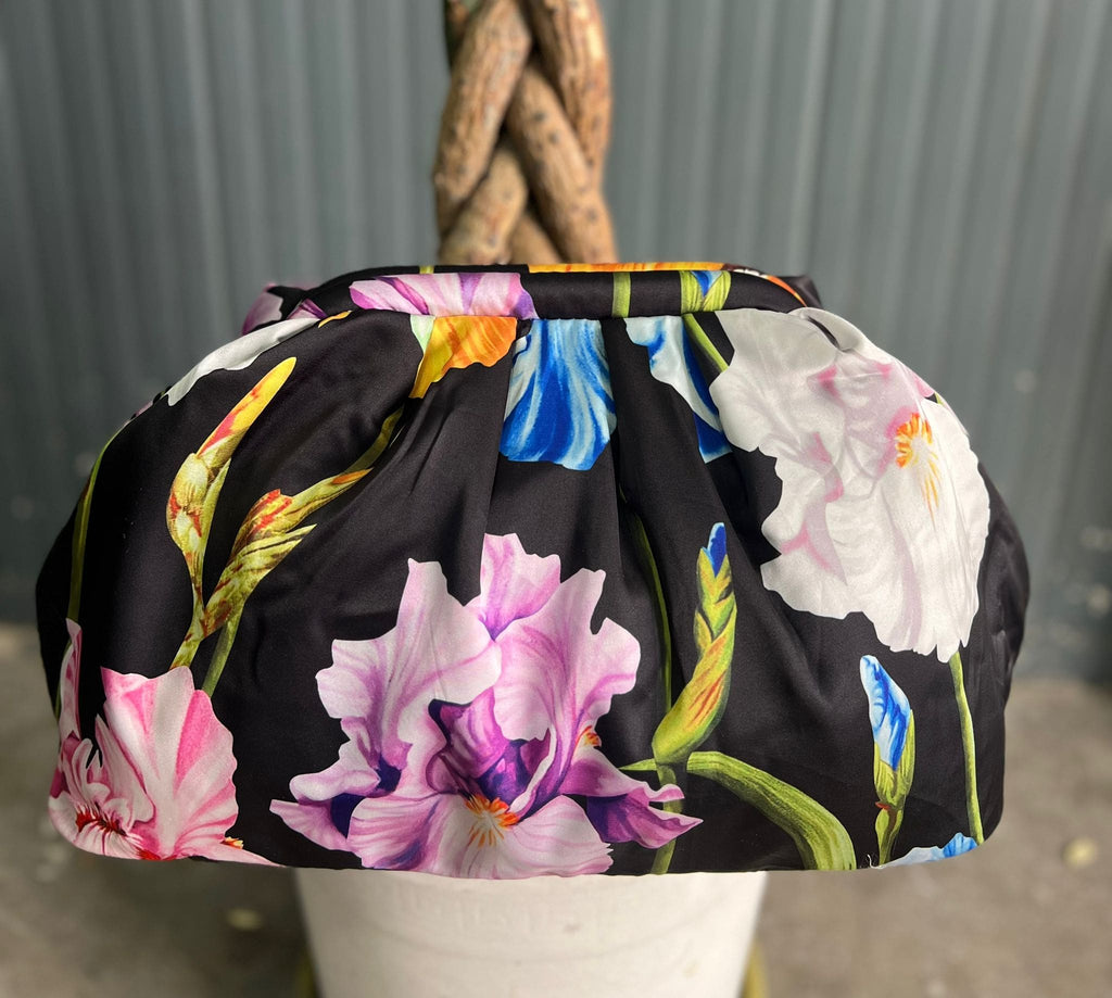 Borsa Clutch Donna in Tessuto Rasato con Tracolla a Catena